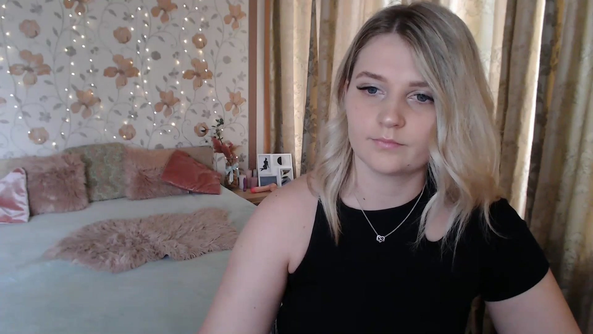Gallery image thumbnail from Nice_Ass007's myfreecams stream on, 07/18/2023, 12:17 image 2 of 20