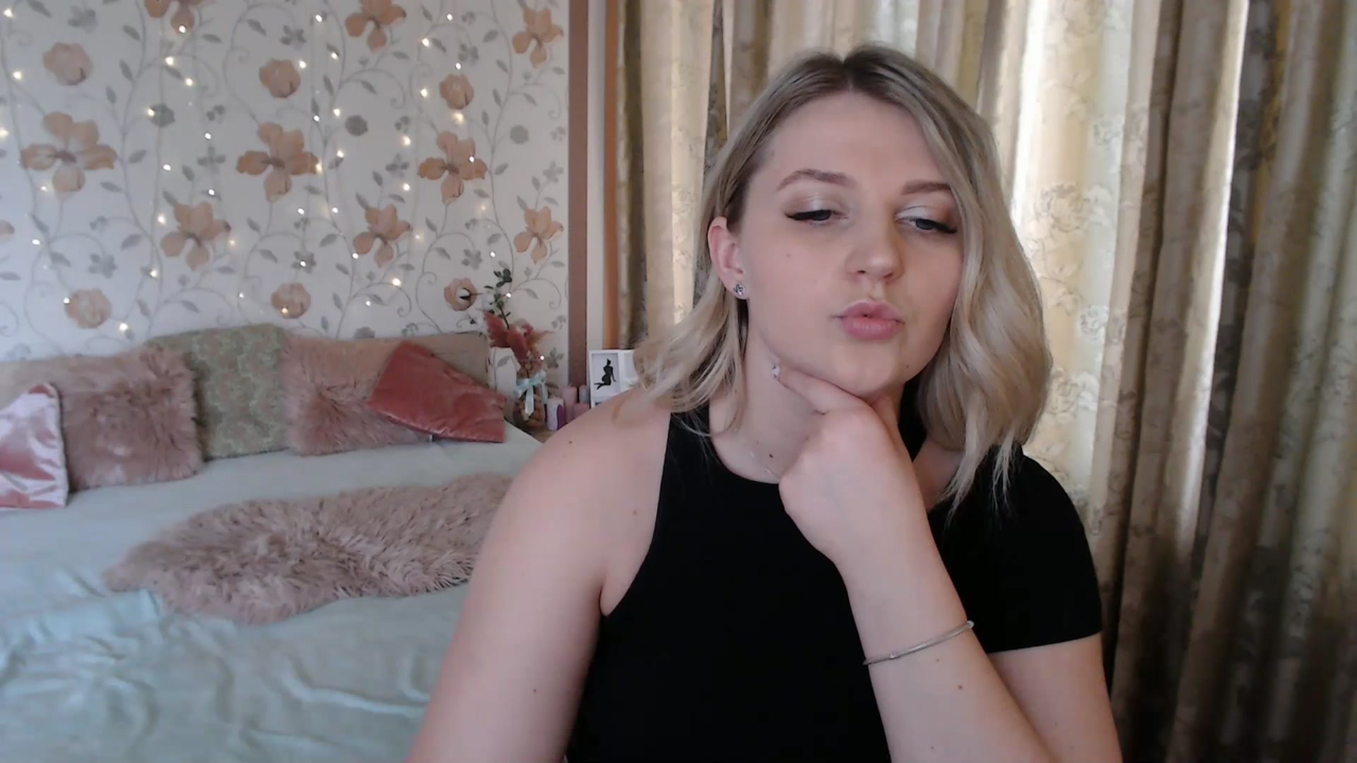 Gallery image thumbnail from Nice_Ass007's myfreecams stream on, 07/18/2023, 12:17 image 20 of 20