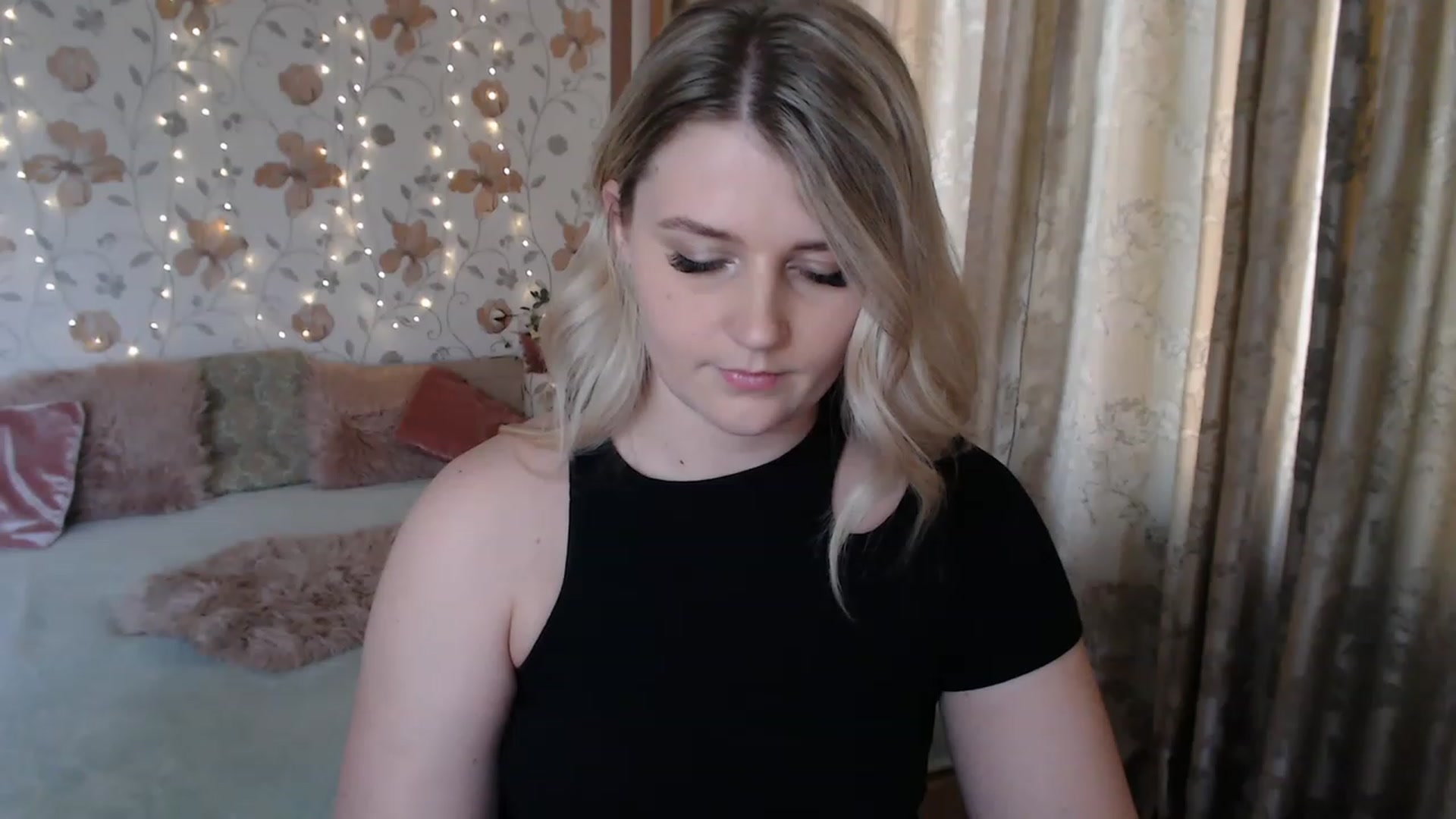 Gallery image thumbnail from Nice_Ass007's myfreecams stream on, 07/18/2023, 15:45 image 15 of 20