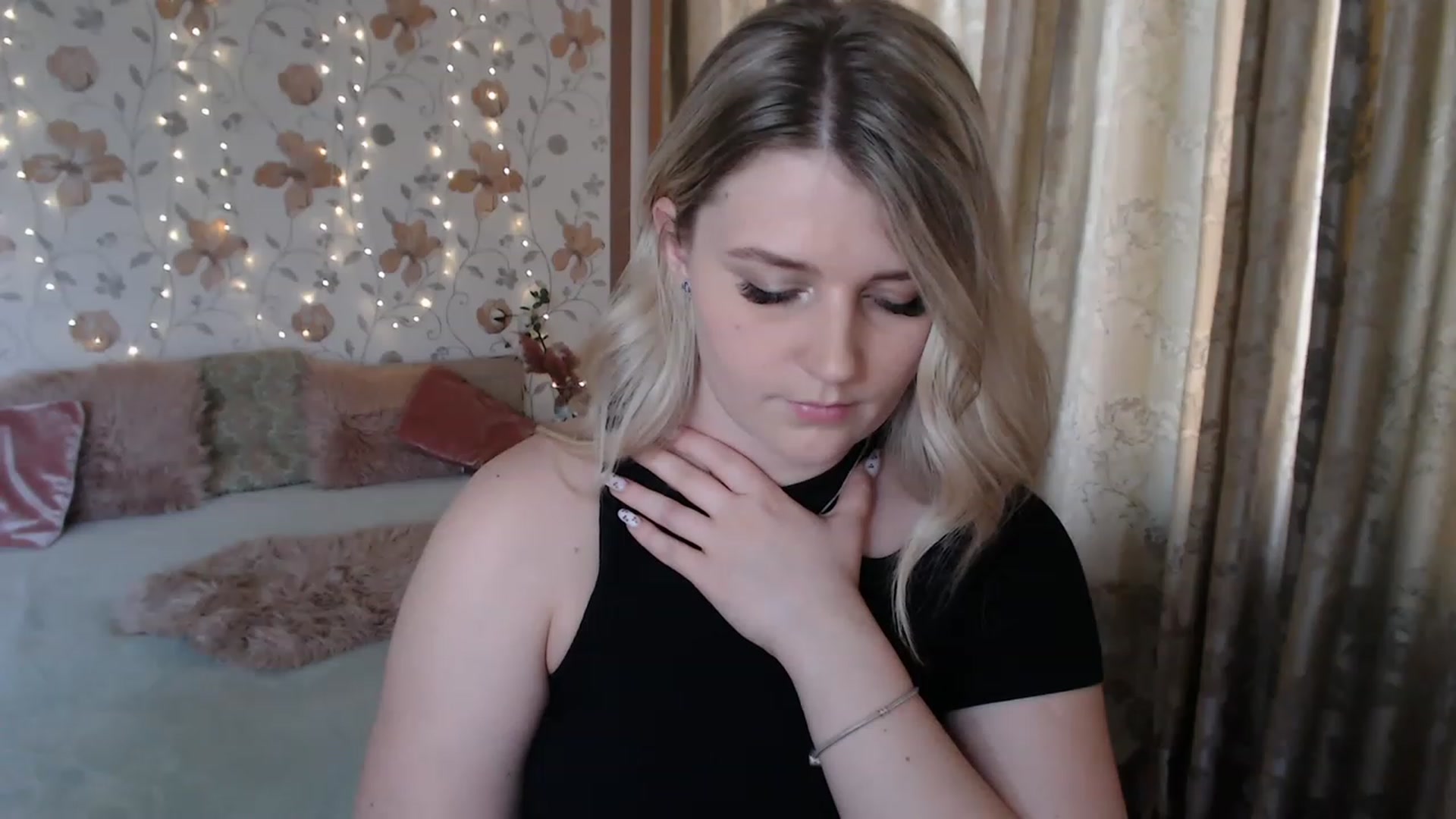 Gallery image thumbnail from Nice_Ass007's myfreecams stream on, 07/18/2023, 15:45 image 16 of 20