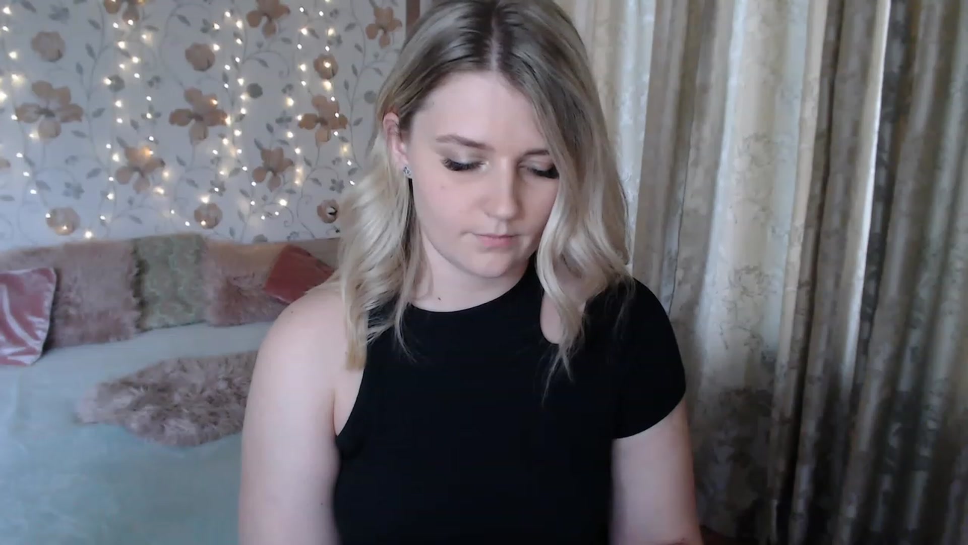 Gallery image thumbnail from Nice_Ass007's myfreecams stream on, 07/18/2023, 15:45 image 12 of 20