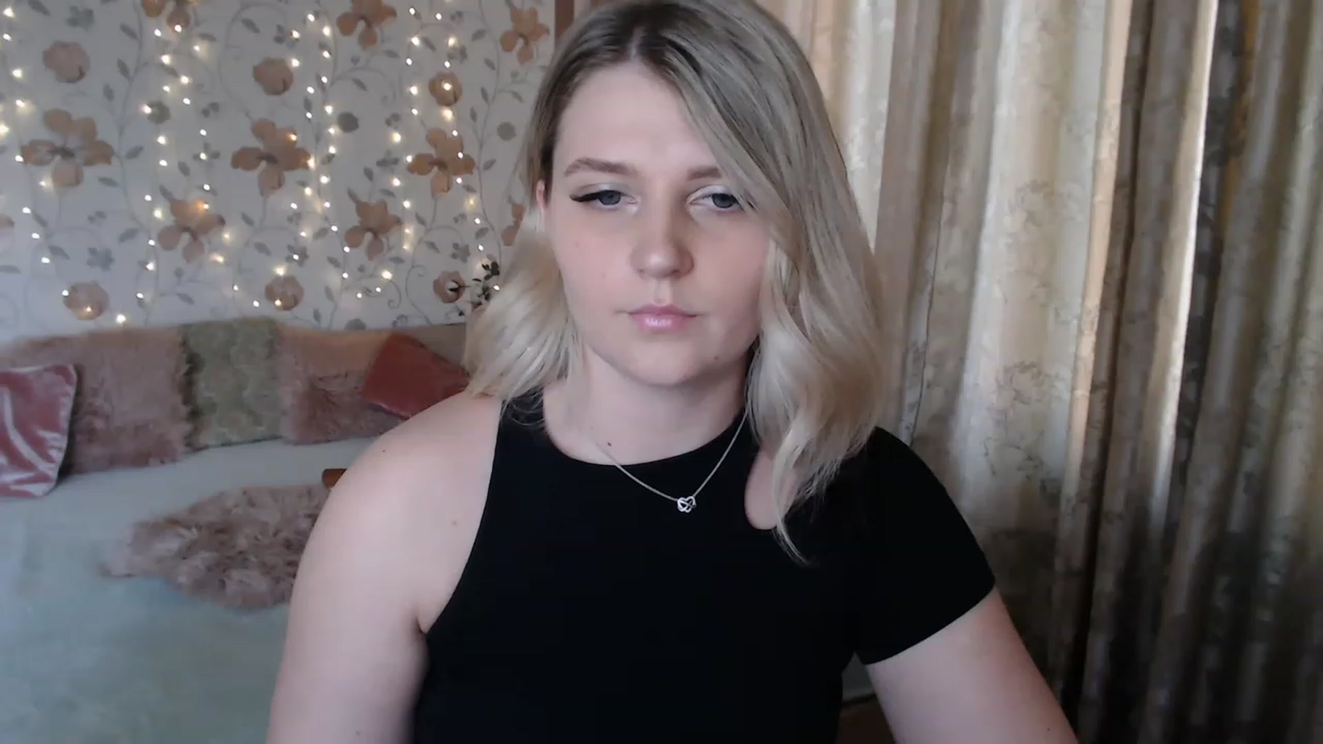 Gallery image thumbnail from Nice_Ass007's myfreecams stream on, 07/18/2023, 16:16 image 10 of 20