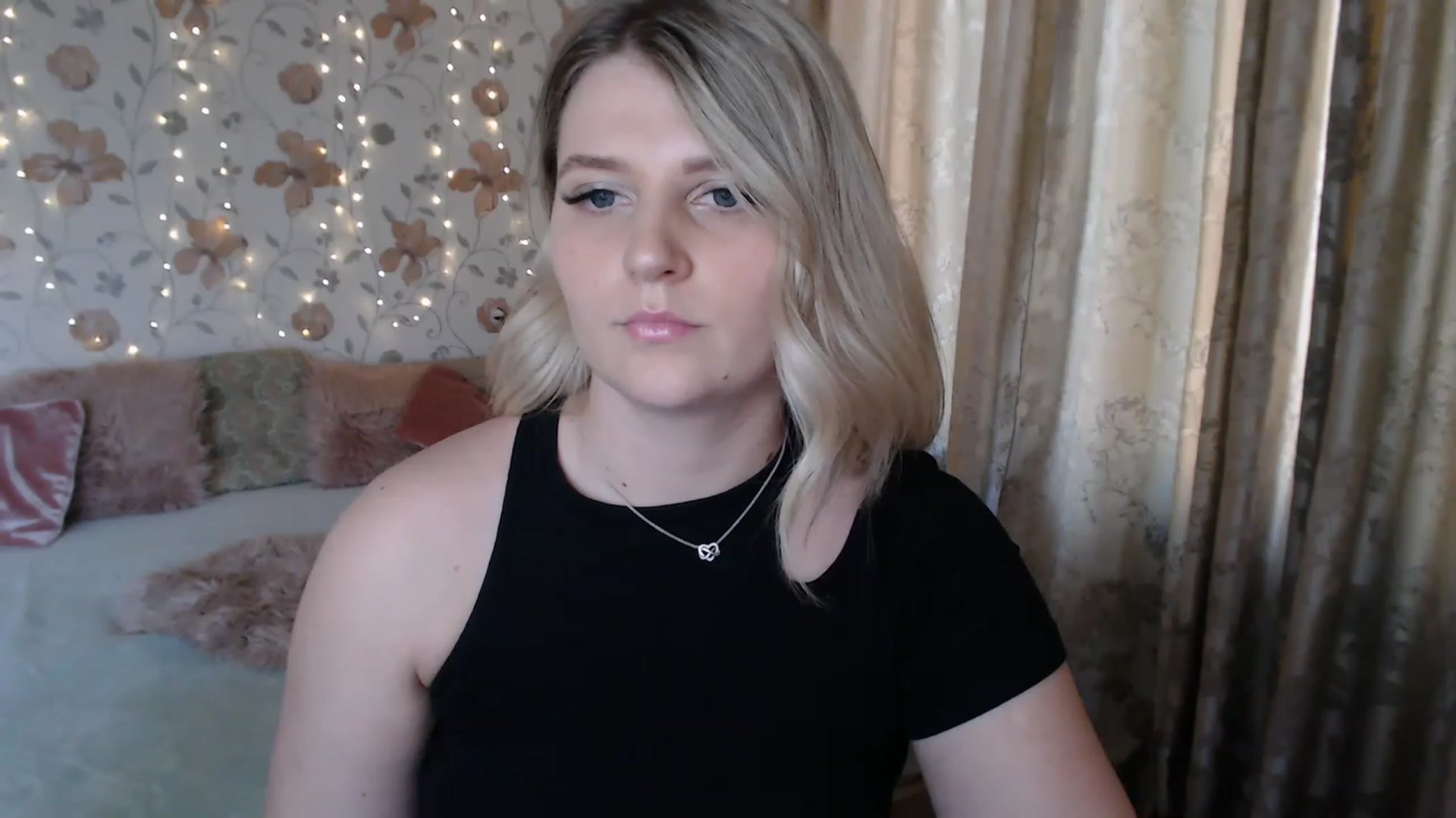 Gallery image thumbnail from Nice_Ass007's myfreecams stream on, 07/18/2023, 16:16 image 7 of 20