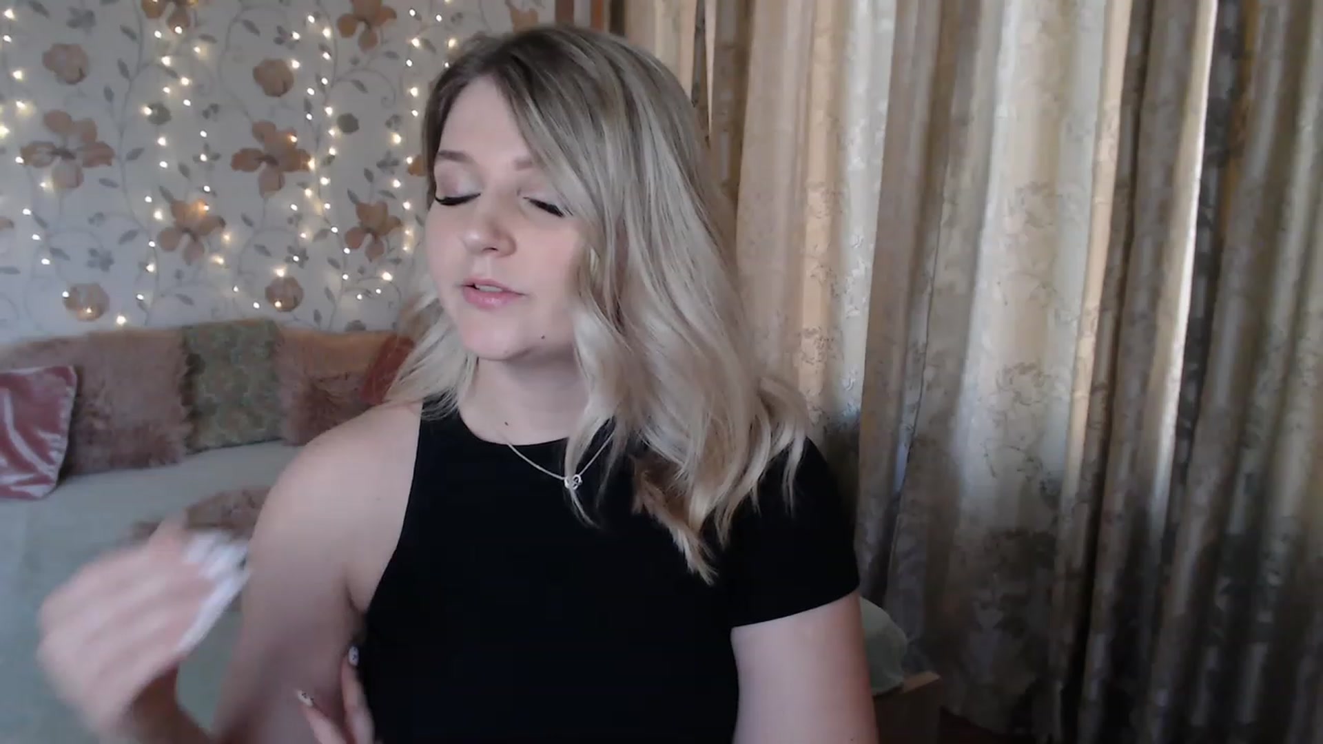 Gallery image thumbnail from Nice_Ass007's myfreecams stream on, 07/18/2023, 16:16 image 12 of 20