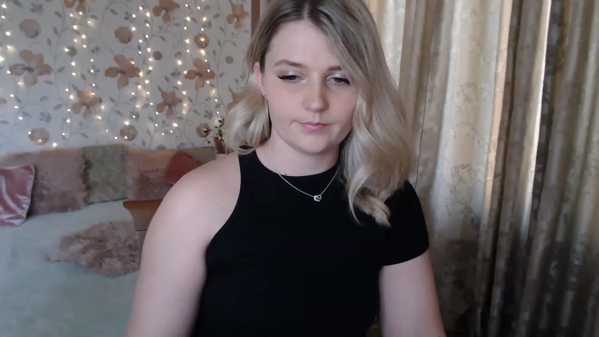 Gallery image thumbnail from Nice_Ass007's myfreecams stream on, 07/18/2023, 16:16 image 5 of 20