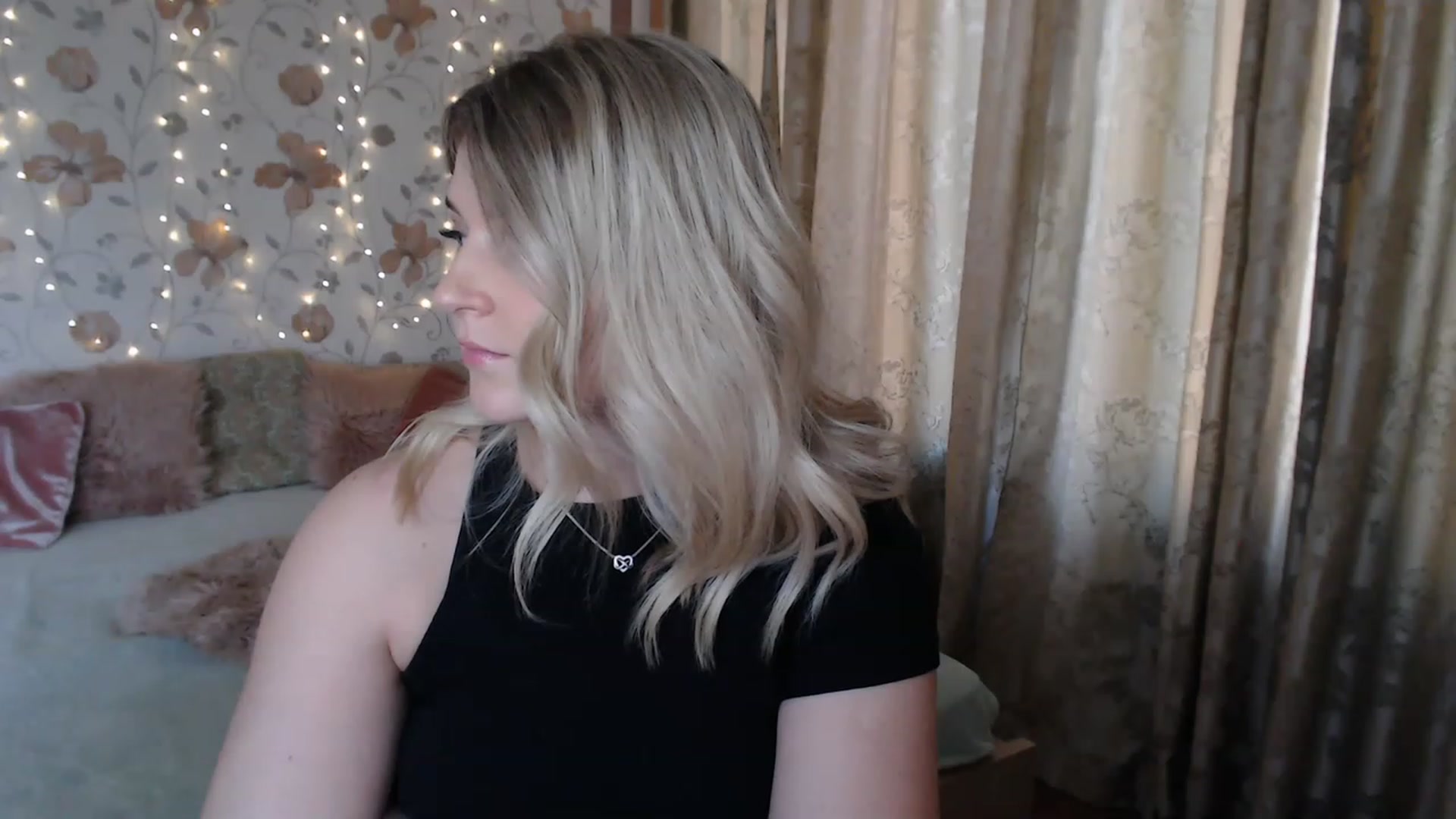 Gallery image thumbnail from Nice_Ass007's myfreecams stream on, 07/18/2023, 16:16 image 14 of 20