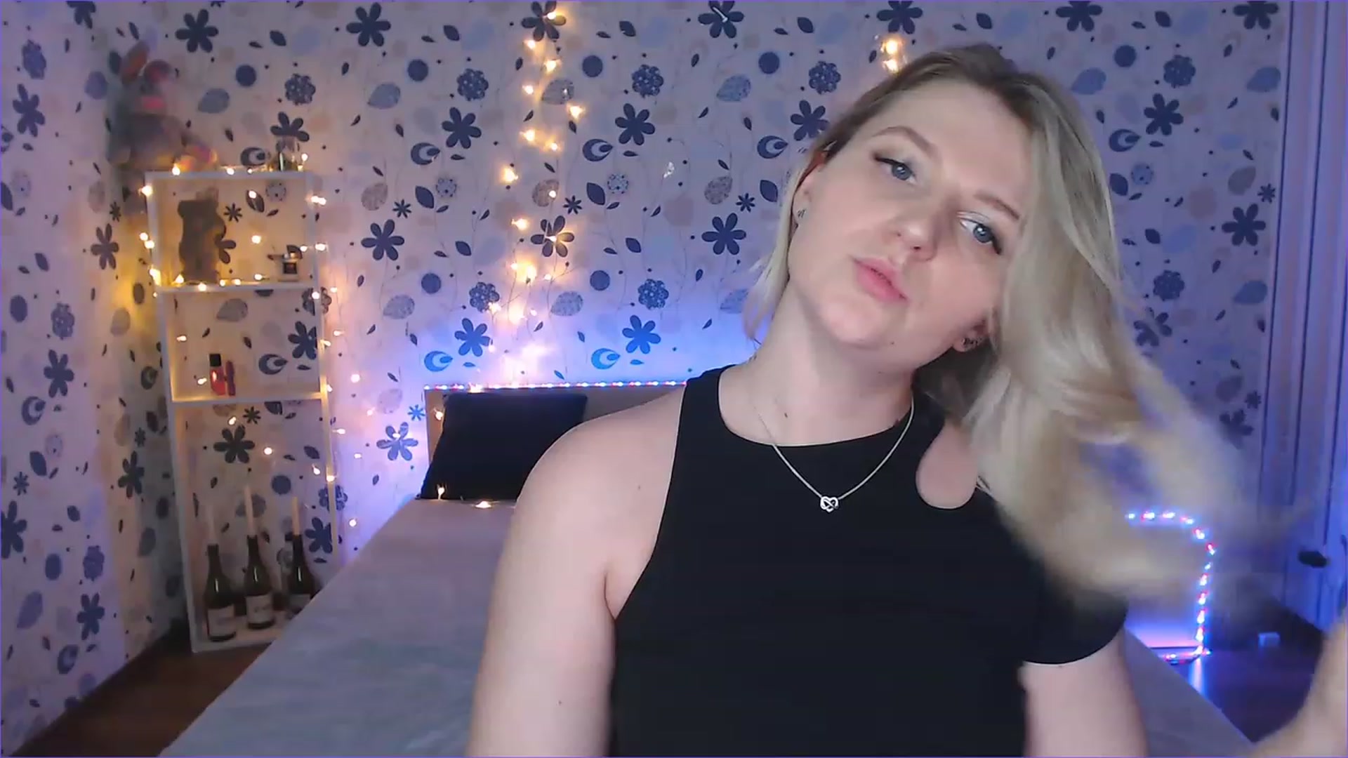 Gallery image thumbnail from Nice_Ass007's myfreecams stream on, 07/18/2023, 19:00 image 16 of 20