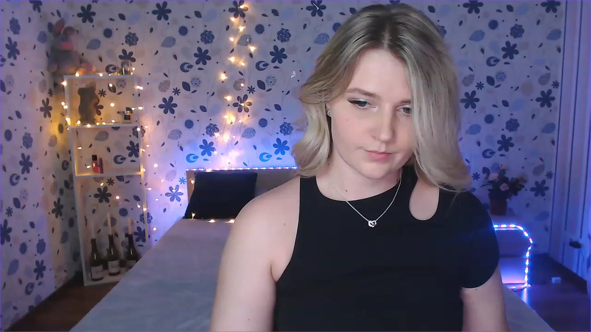 Gallery image thumbnail from Nice_Ass007's myfreecams stream on, 07/18/2023, 19:00 image 15 of 20