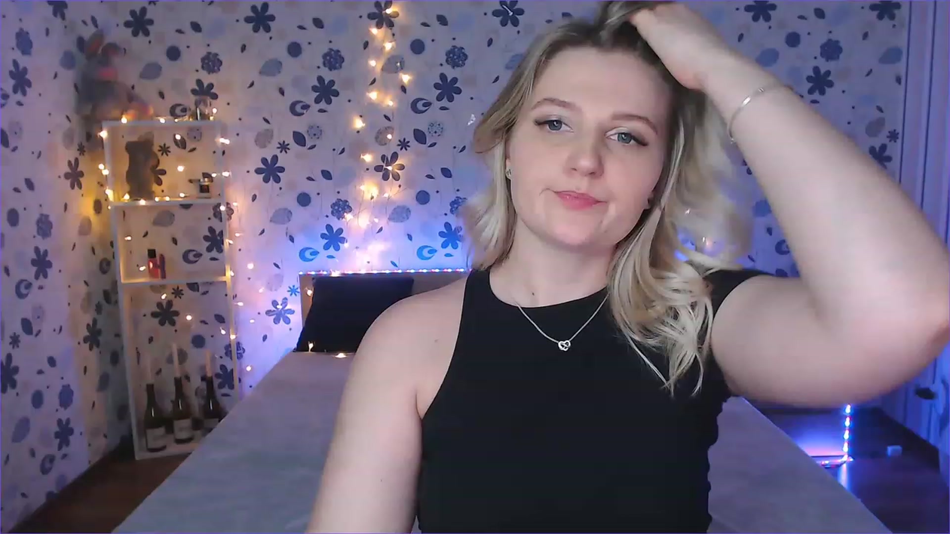 Gallery image thumbnail from Nice_Ass007's myfreecams stream on, 07/18/2023, 19:00 image 17 of 20