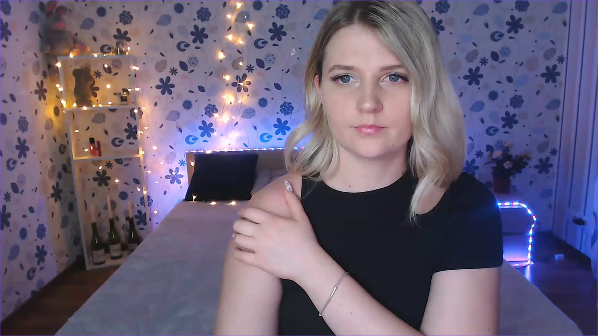 Gallery image thumbnail from Nice_Ass007's myfreecams stream on, 07/18/2023, 19:26 image 8 of 20