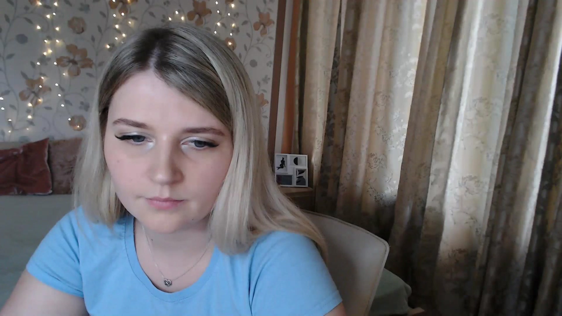 Gallery image thumbnail from Nice_Ass007's myfreecams stream on, 07/19/2023, 13:19 image 14 of 20