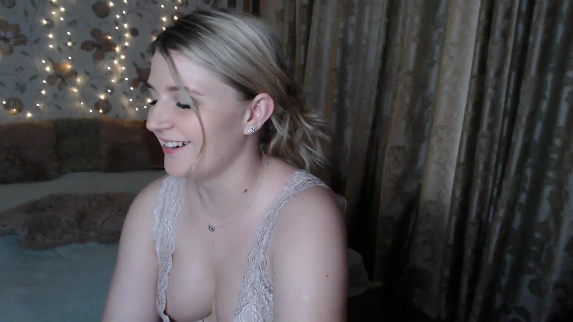 Gallery image thumbnail from Nice_Ass007's myfreecams stream on, 07/20/2023, 18:05 image 2 of 20