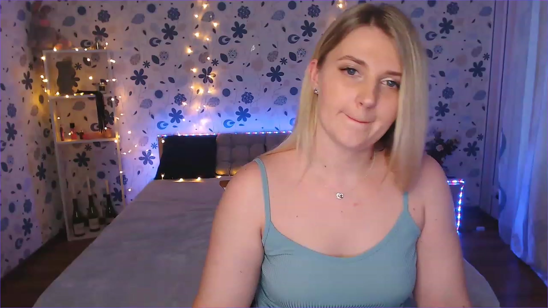 Gallery image thumbnail from Nice_Ass007's myfreecams stream on, 07/21/2023, 17:55 image 14 of 20