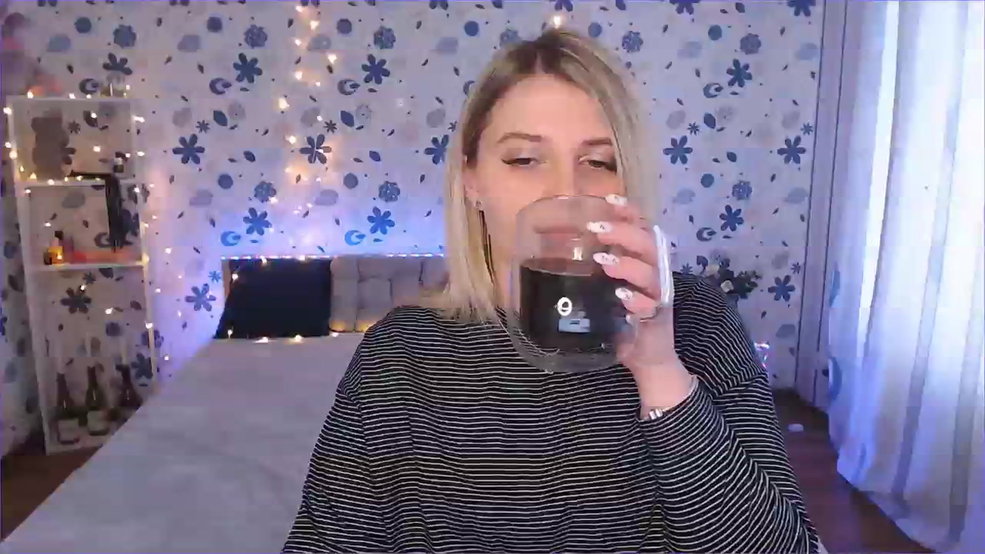 Gallery image thumbnail from Nice_Ass007's myfreecams stream on, 07/22/2023, 11:11 image 18 of 20
