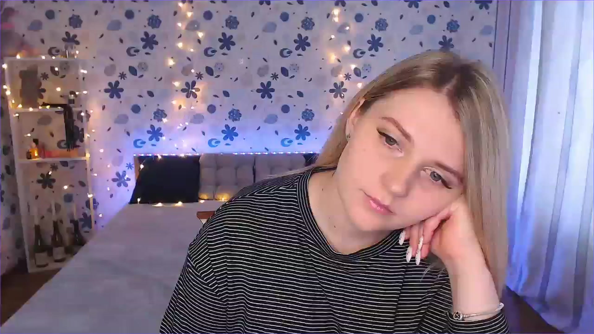 Gallery image thumbnail from Nice_Ass007's myfreecams stream on, 07/22/2023, 11:11 image 4 of 20