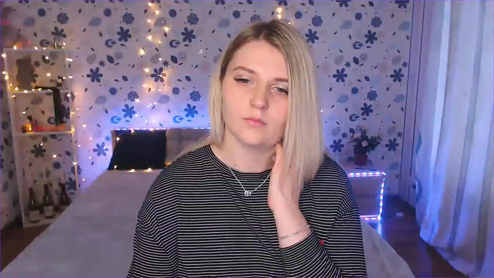 Gallery image thumbnail from Nice_Ass007's myfreecams stream on, 07/22/2023, 11:39 image 15 of 20