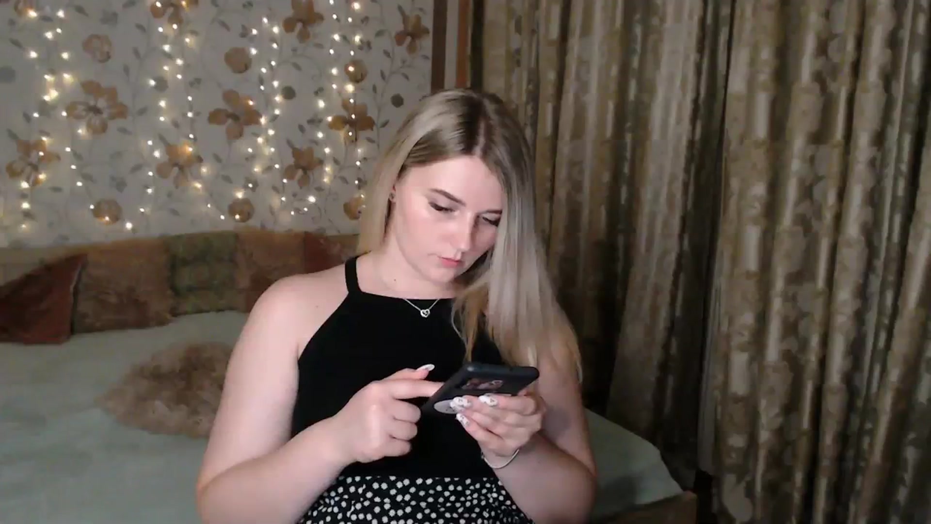 Gallery image thumbnail from Nice_Ass007's myfreecams stream on, 07/25/2023, 20:05 image 15 of 20