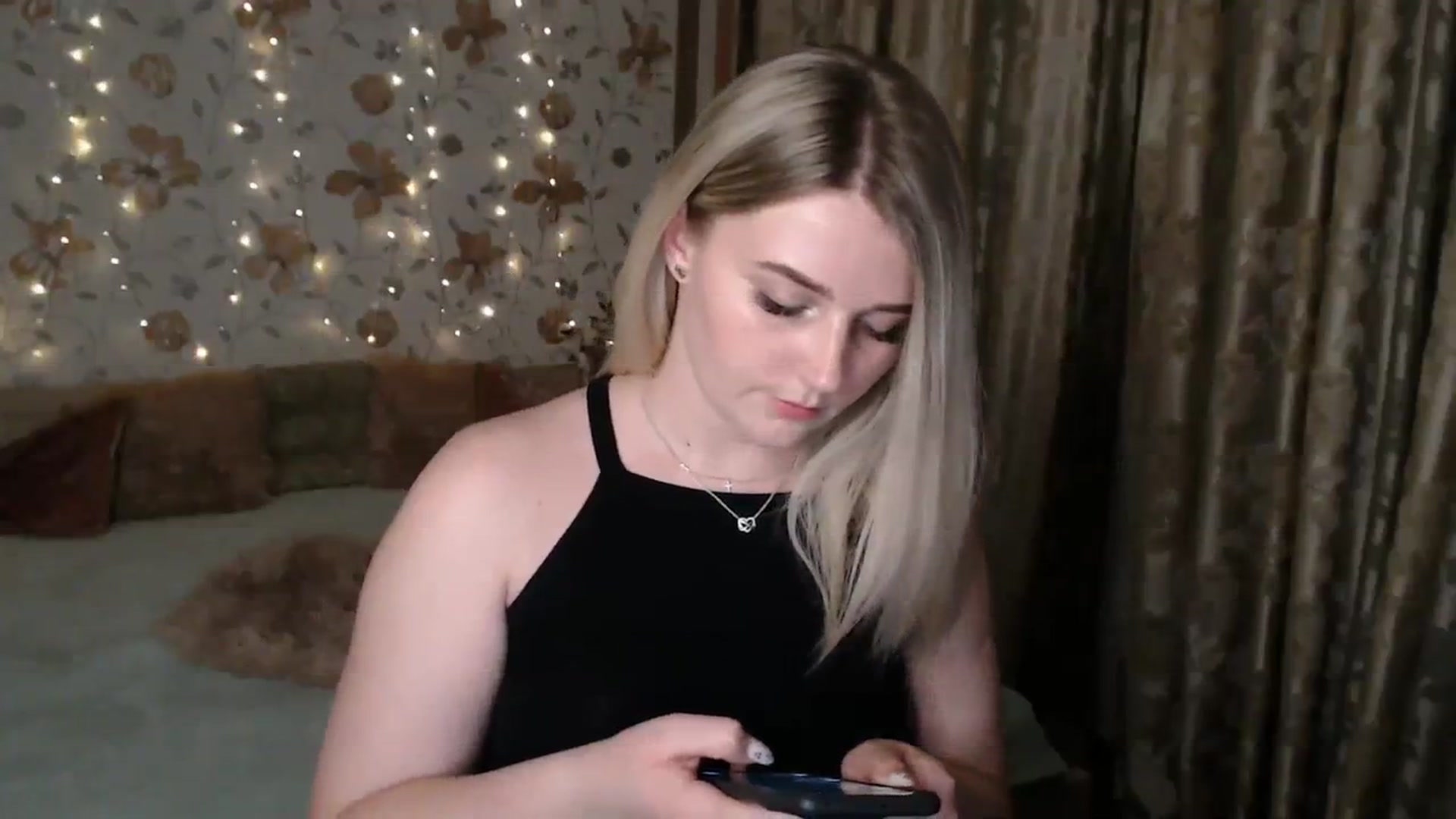 Gallery image thumbnail from Nice_Ass007's myfreecams stream on, 07/25/2023, 20:05 image 14 of 20