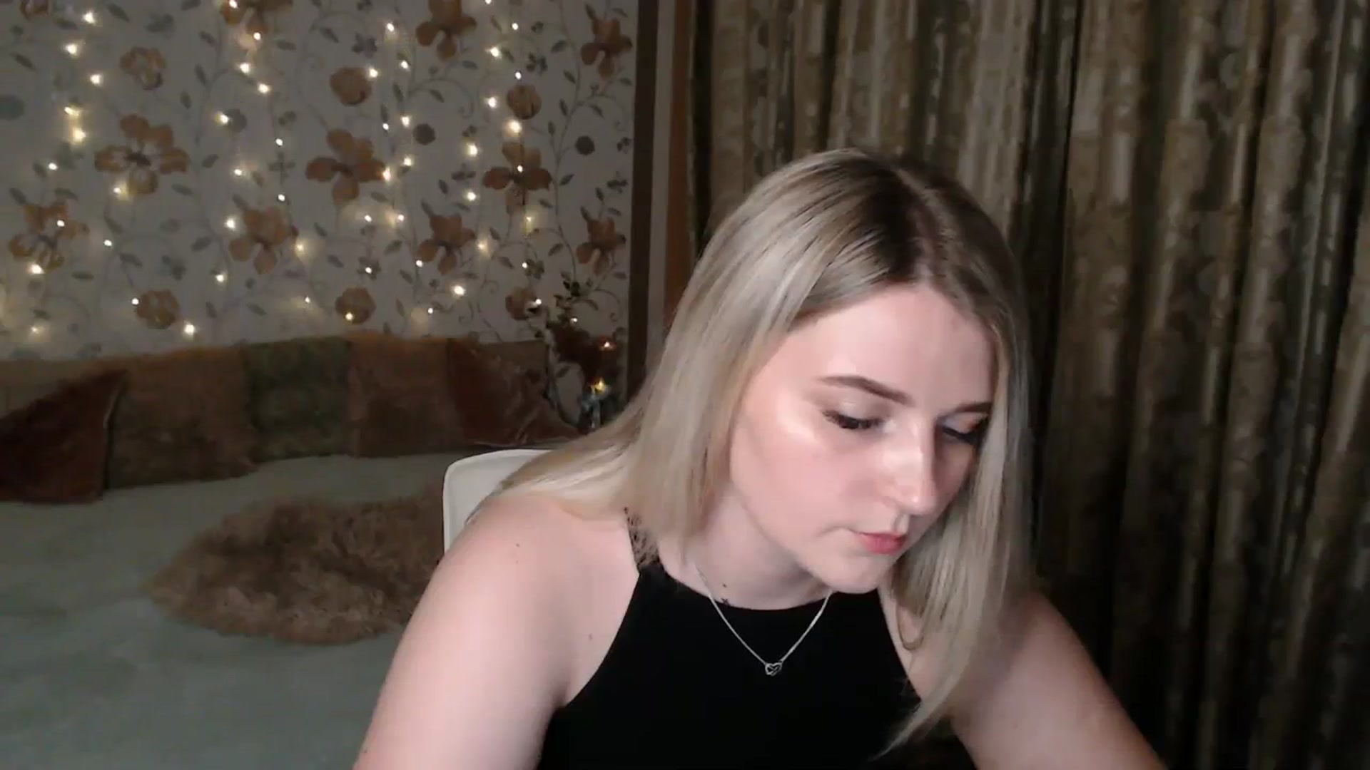 Gallery image thumbnail from Nice_Ass007's myfreecams stream on, 07/25/2023, 20:05 image 7 of 20