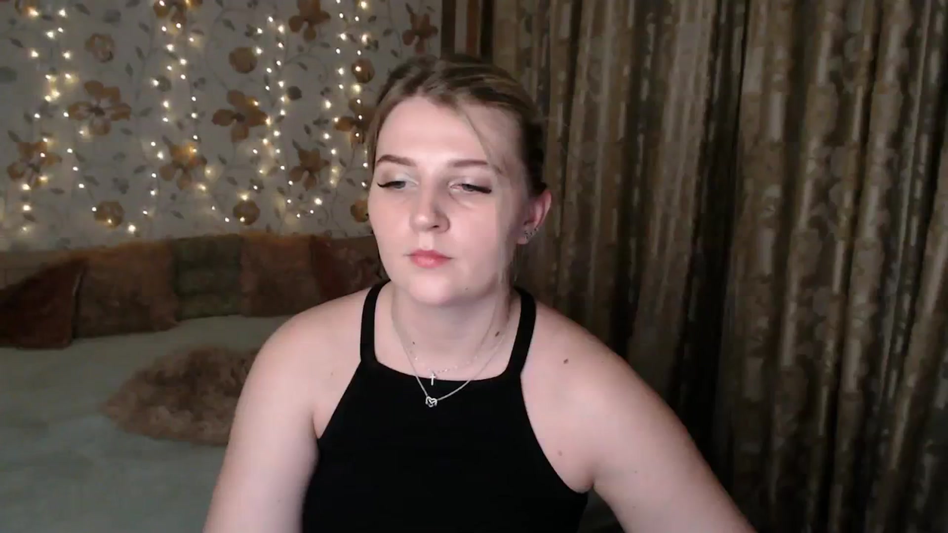 Gallery image thumbnail from Nice_Ass007's myfreecams stream on, 07/25/2023, 21:47 image 17 of 20
