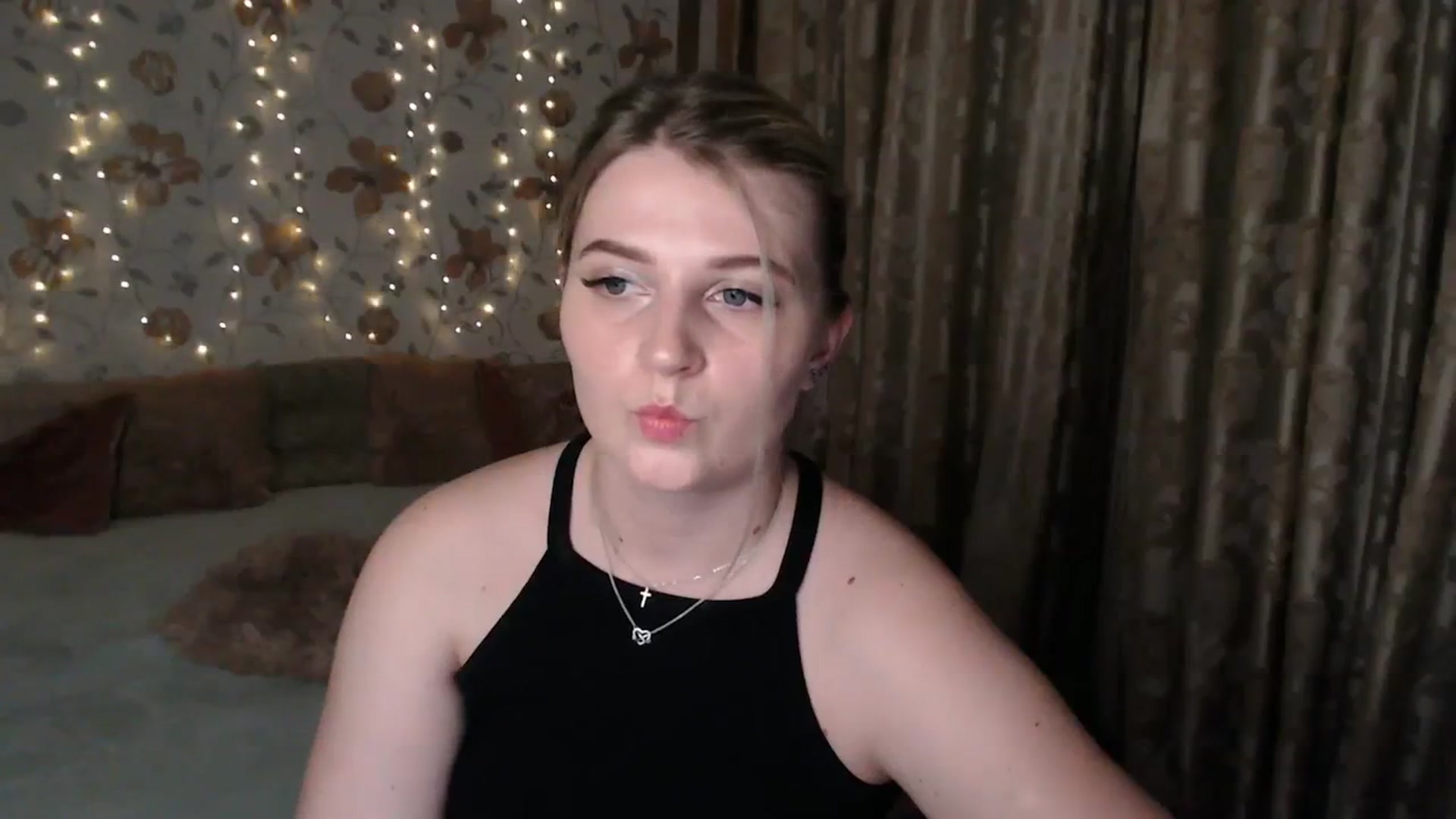 Gallery image thumbnail from Nice_Ass007's myfreecams stream on, 07/25/2023, 21:47 image 14 of 20