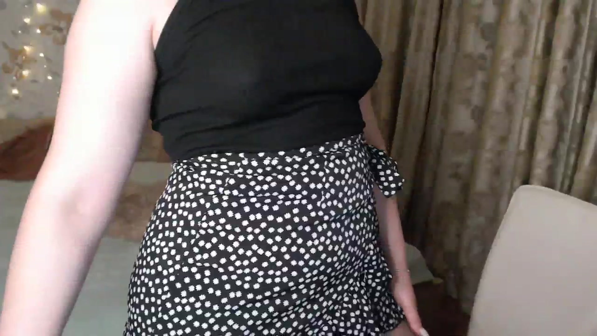 Gallery image thumbnail from Nice_Ass007's myfreecams stream on, 07/25/2023, 23:16 image 17 of 20