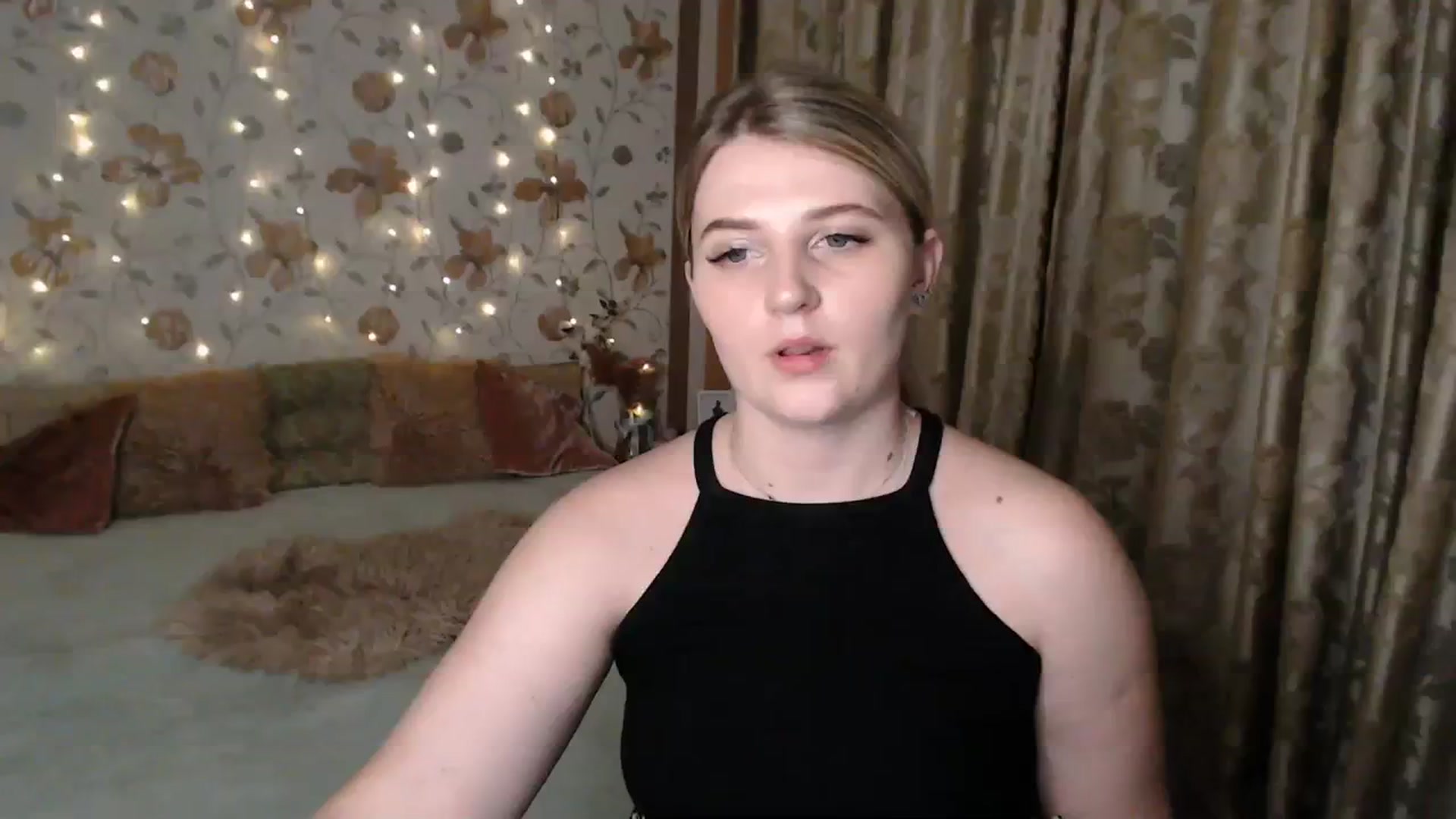Gallery image thumbnail from Nice_Ass007's myfreecams stream on, 07/25/2023, 23:16 image 10 of 20