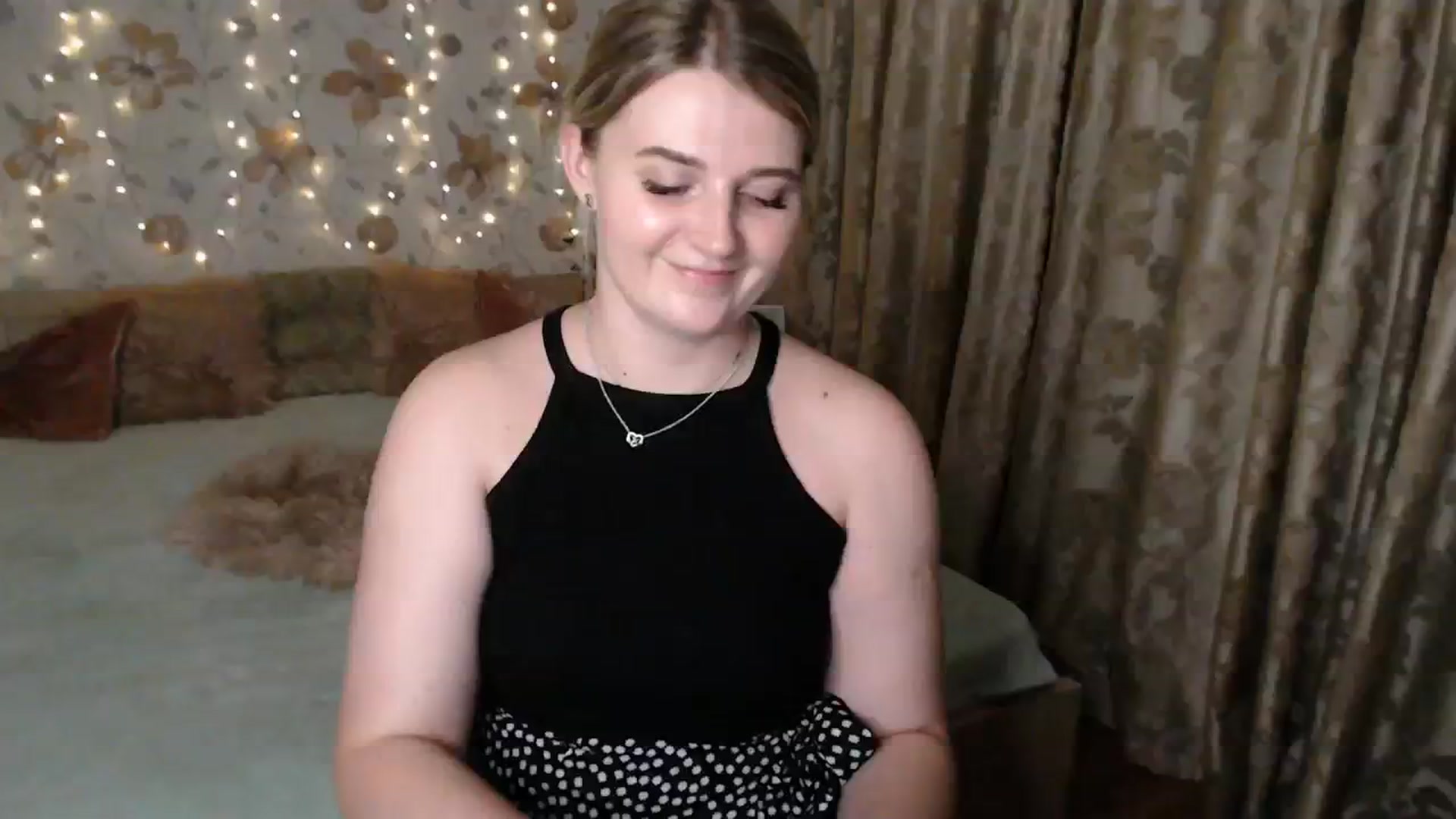 Gallery image thumbnail from Nice_Ass007's myfreecams stream on, 07/25/2023, 23:16 image 19 of 20