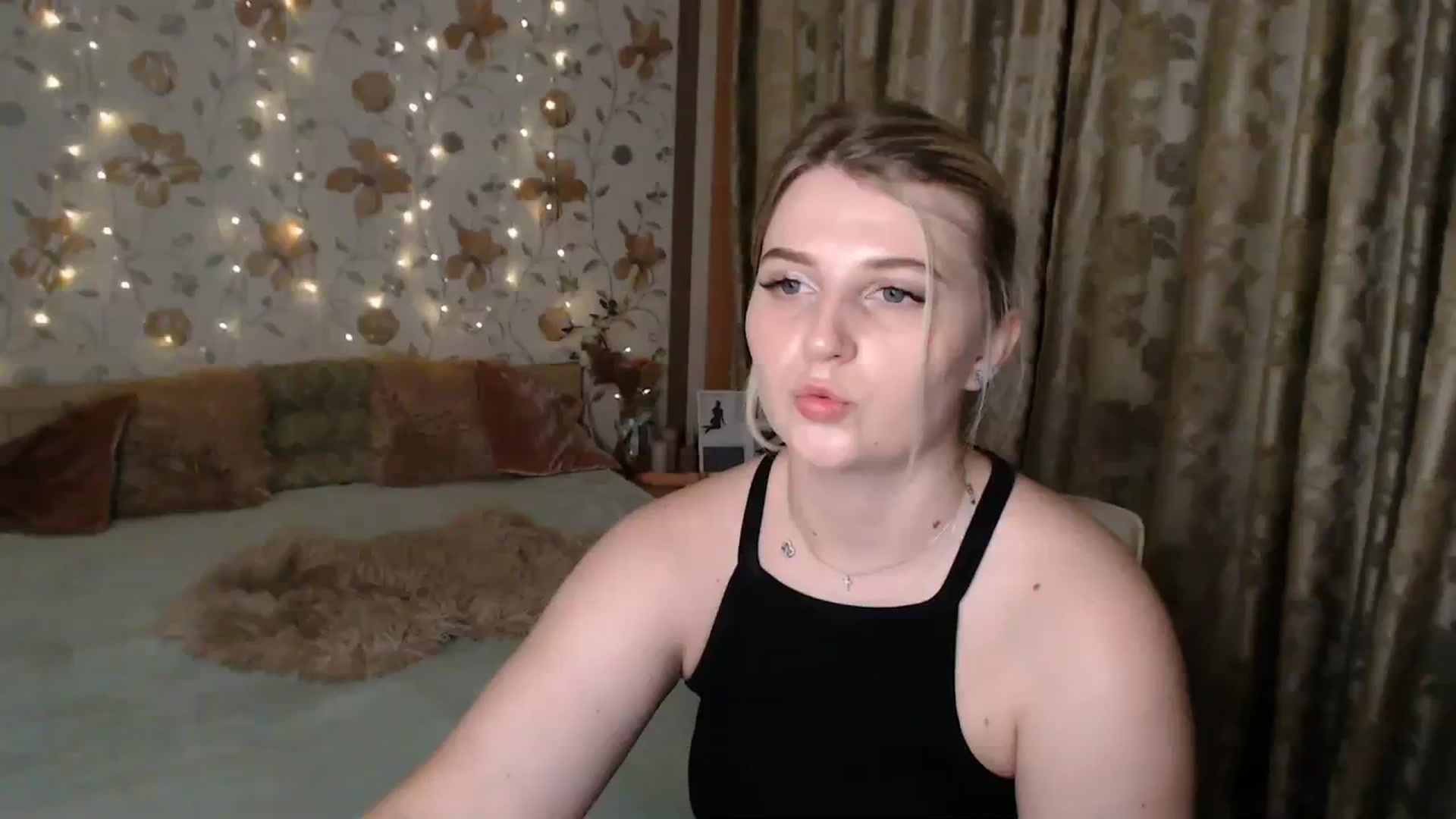 Gallery image thumbnail from Nice_Ass007's myfreecams stream on, 07/25/2023, 23:16 image 4 of 20