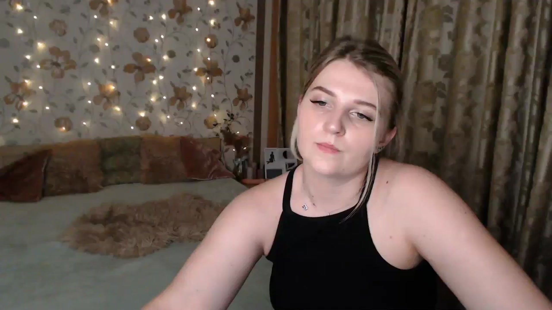 Gallery image thumbnail from Nice_Ass007's myfreecams stream on, 07/25/2023, 23:16 image 1 of 20