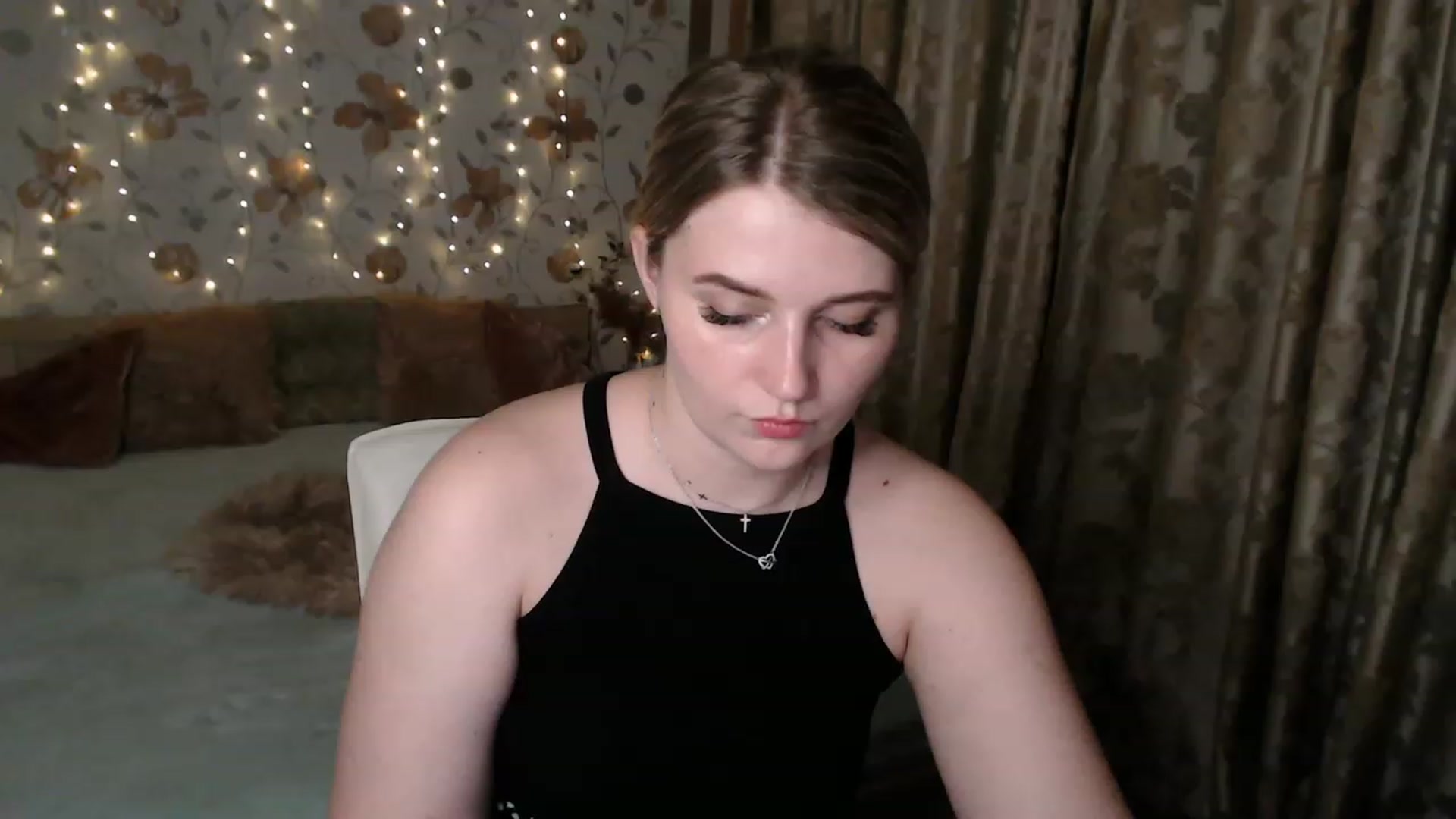 Gallery image thumbnail from Nice_Ass007's myfreecams stream on, 07/26/2023, 24:32 image 10 of 20