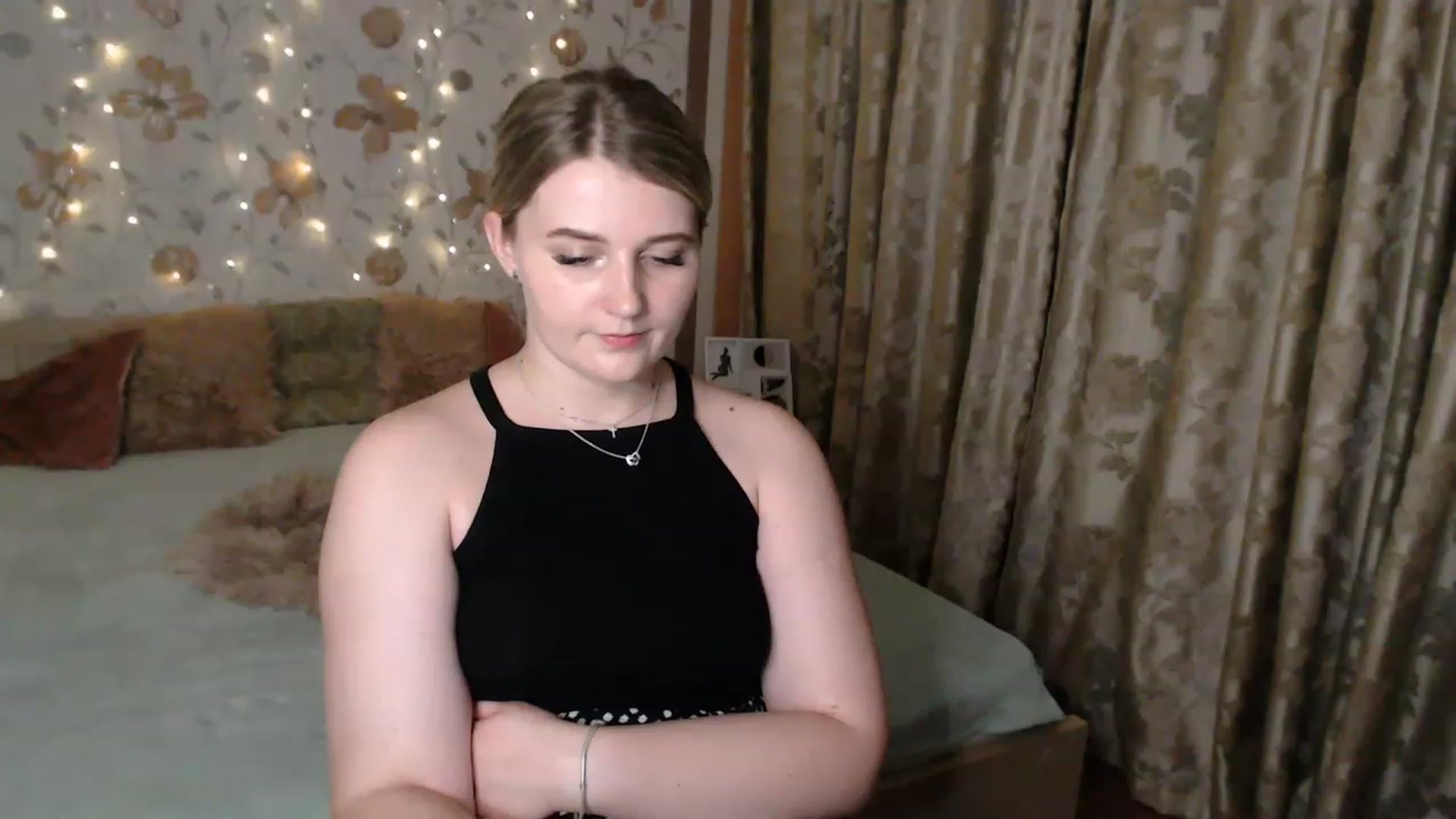 Gallery image thumbnail from Nice_Ass007's myfreecams stream on, 07/26/2023, 24:32 image 16 of 20
