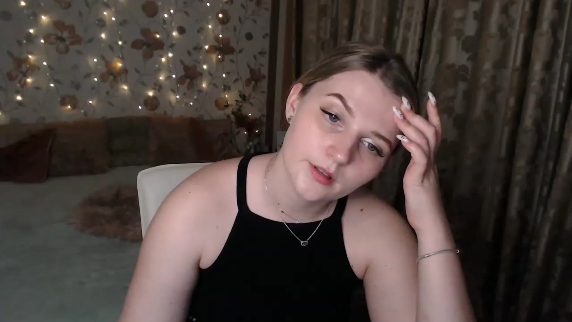 Gallery image thumbnail from Nice_Ass007's myfreecams stream on, 07/26/2023, 24:32 image 18 of 20