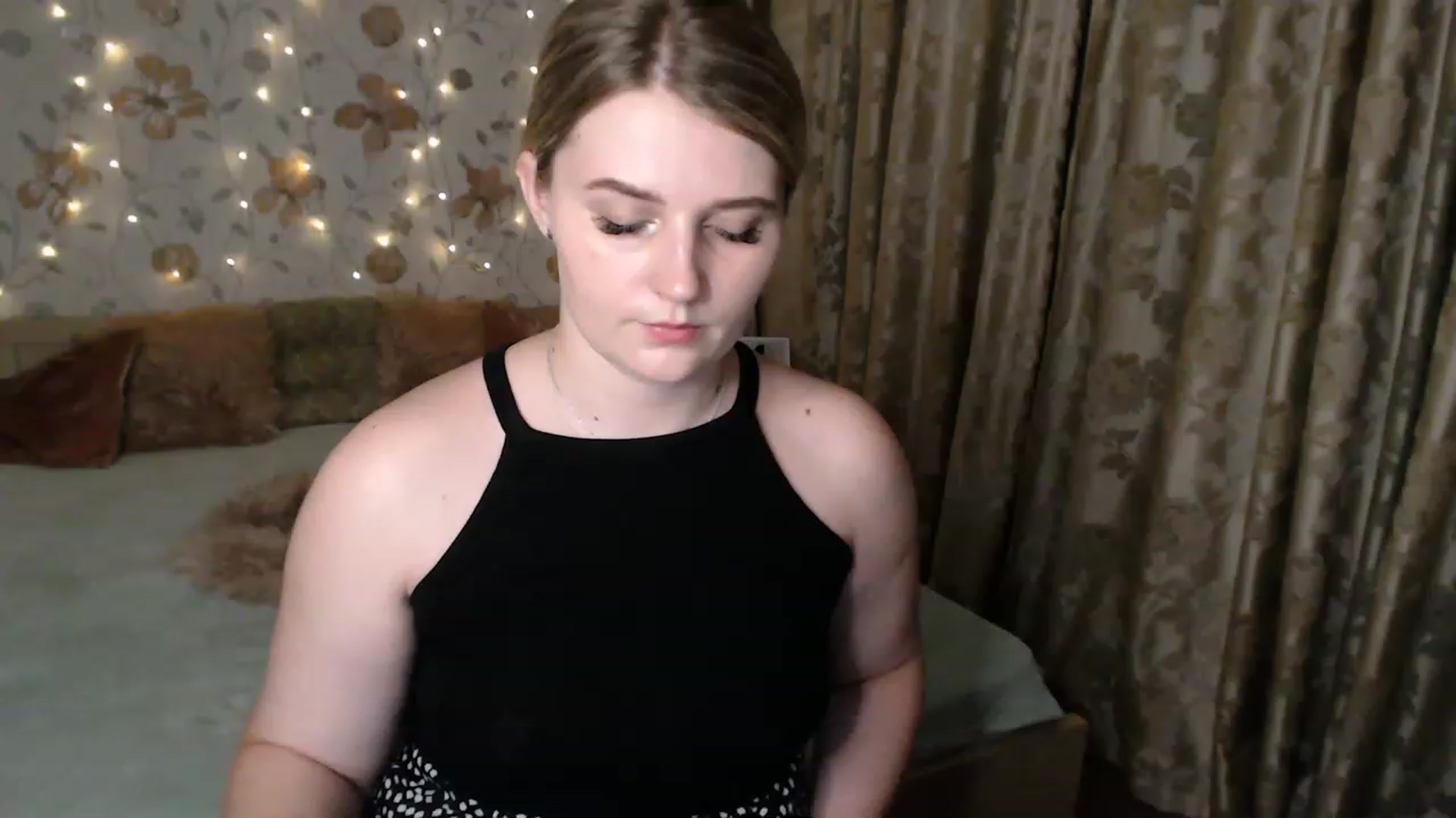 Gallery image thumbnail from Nice_Ass007's myfreecams stream on, 07/26/2023, 24:32 image 3 of 20