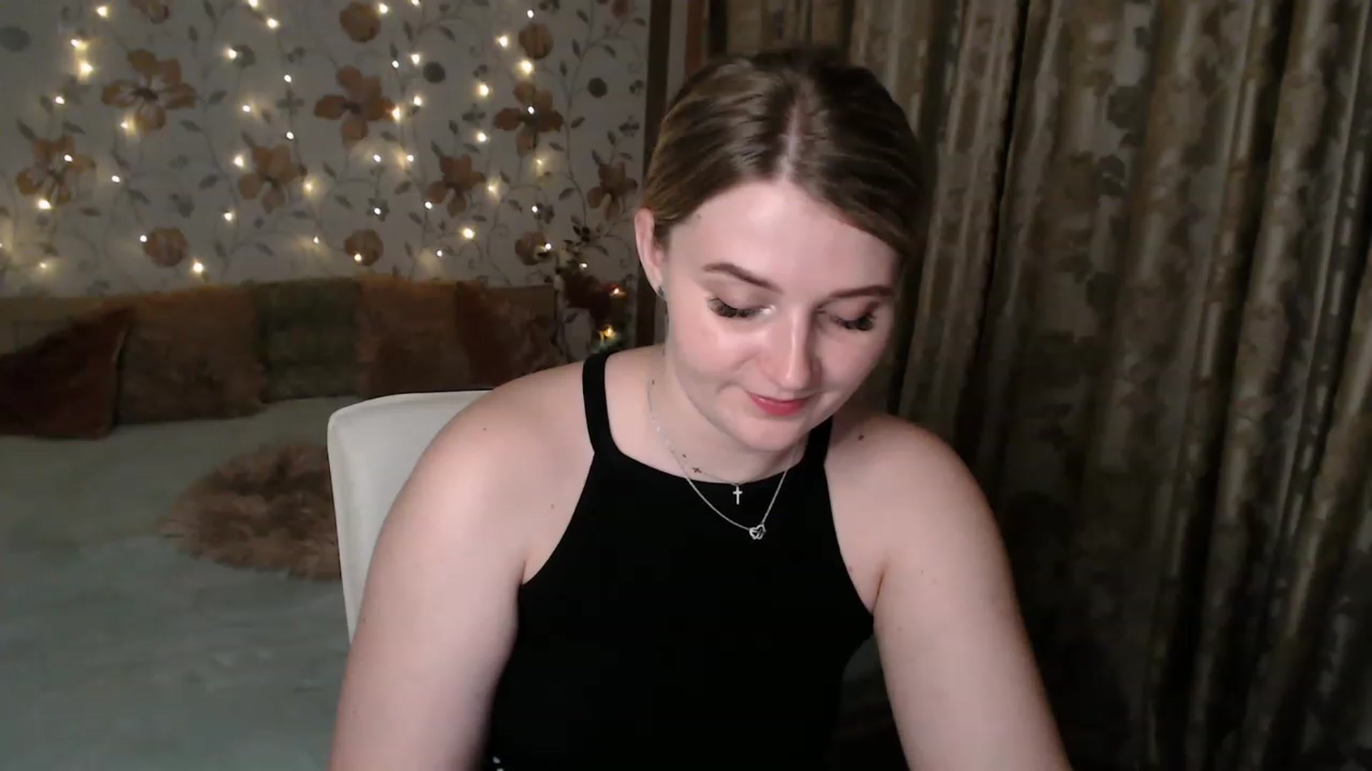 Gallery image thumbnail from Nice_Ass007's myfreecams stream on, 07/26/2023, 24:32 image 9 of 20