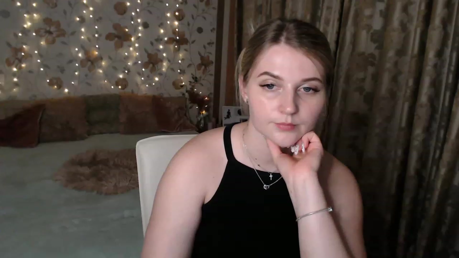 Gallery image thumbnail from Nice_Ass007's myfreecams stream on, 07/26/2023, 01:51 image 15 of 20