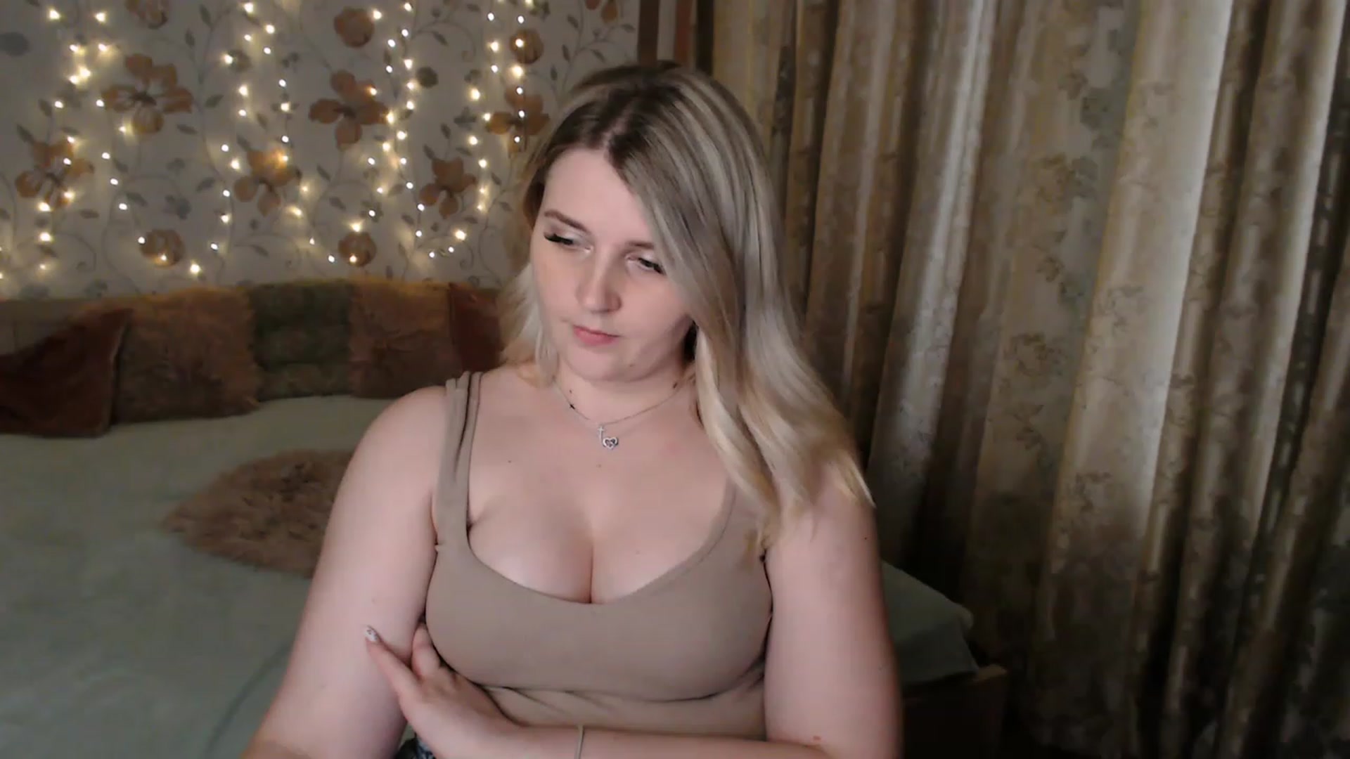 Gallery image thumbnail from Nice_Ass007's myfreecams stream on, 07/27/2023, 04:57 image 10 of 20