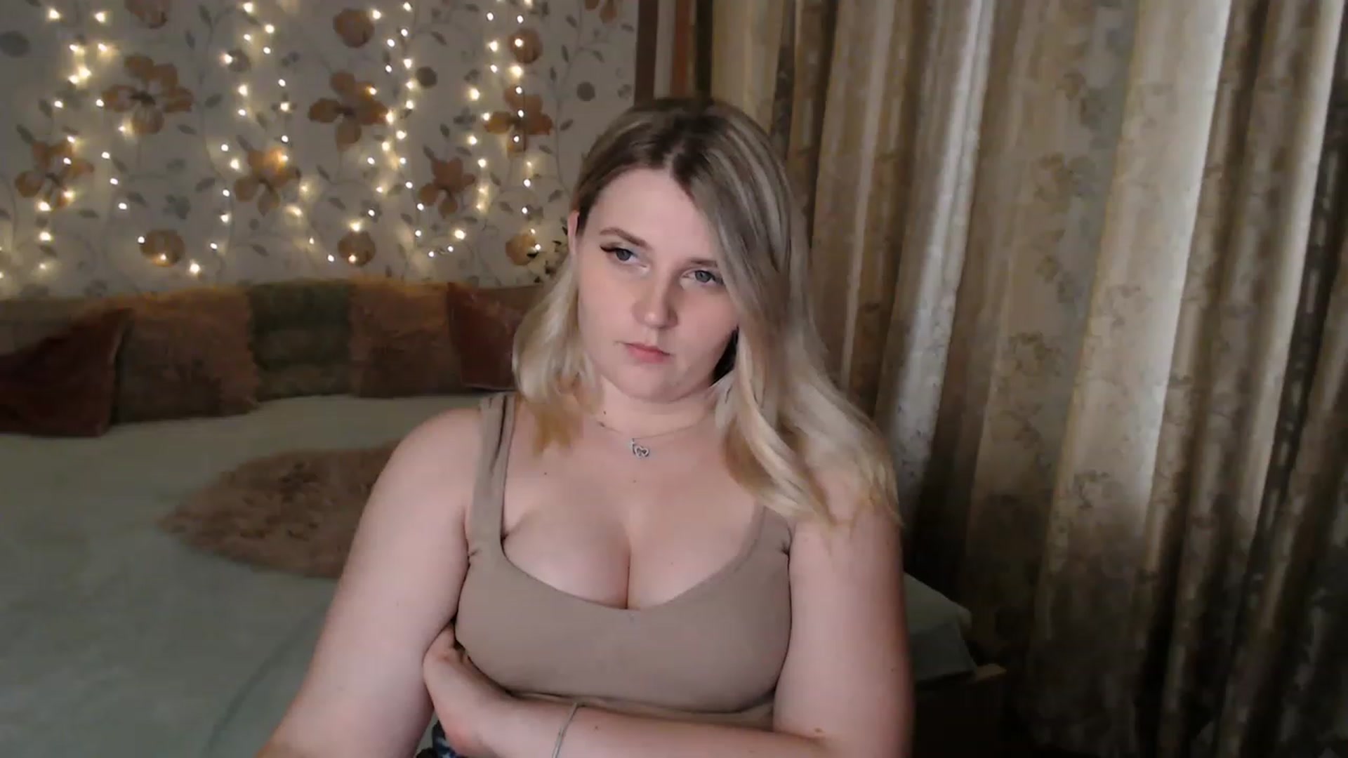Gallery image thumbnail from Nice_Ass007's myfreecams stream on, 07/27/2023, 04:57 image 13 of 20