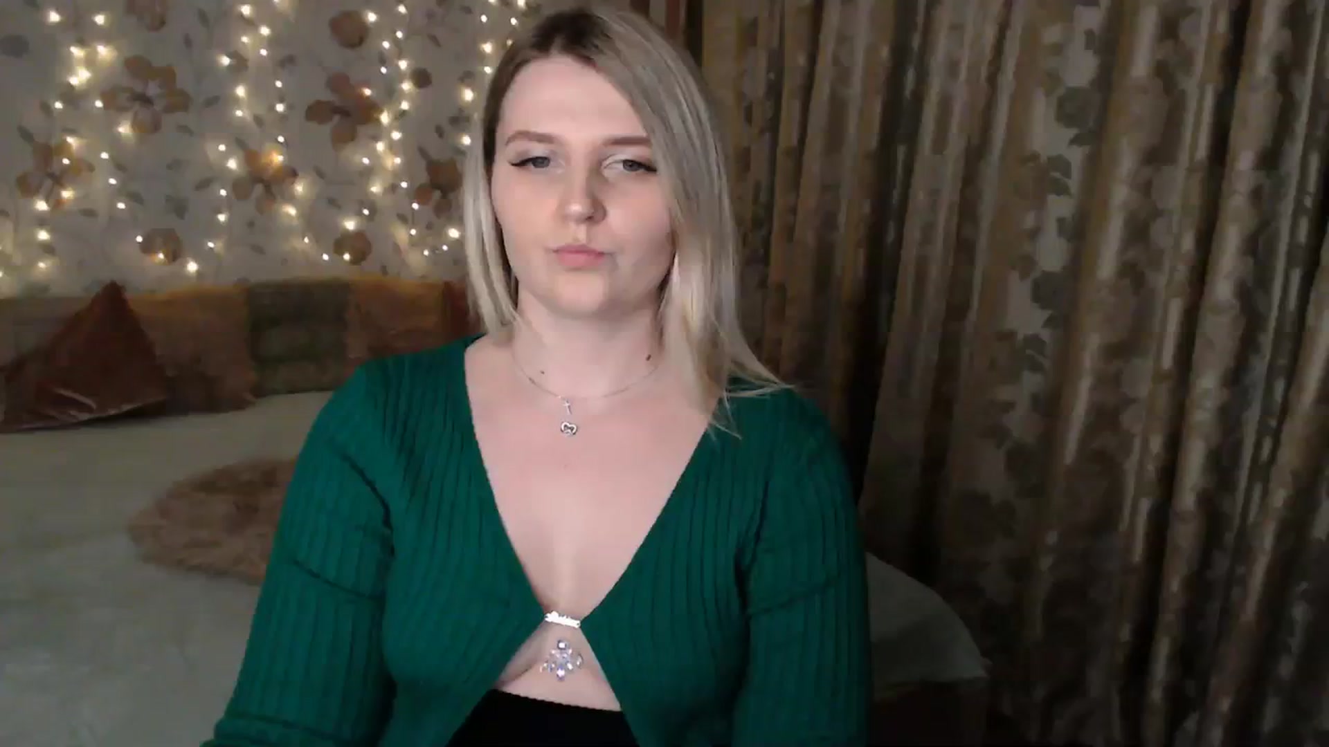 Gallery image thumbnail from Nice_Ass007's myfreecams stream on, 07/28/2023, 23:44 image 5 of 20