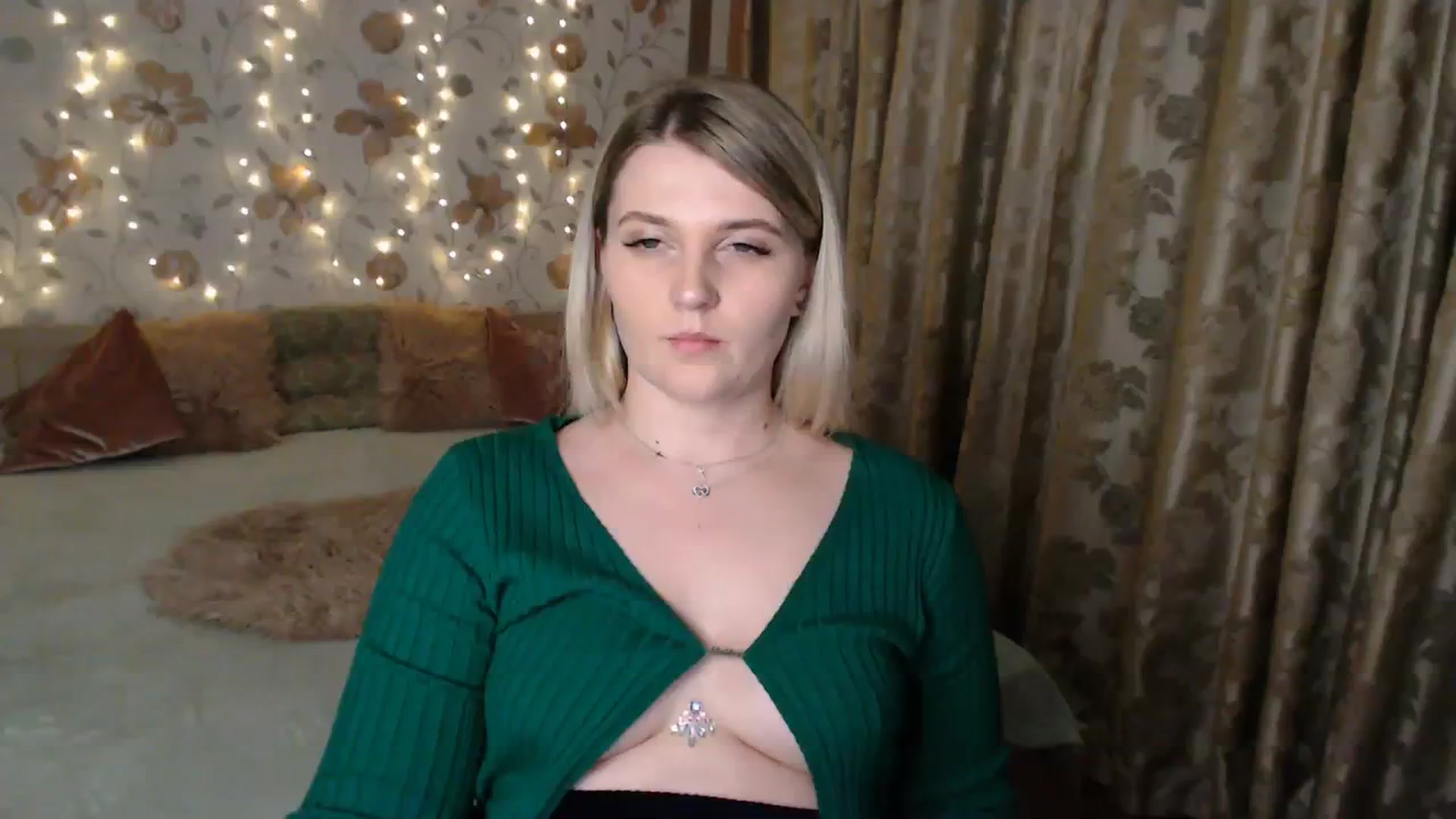 Gallery image thumbnail from Nice_Ass007's myfreecams stream on, 07/28/2023, 23:44 image 15 of 20