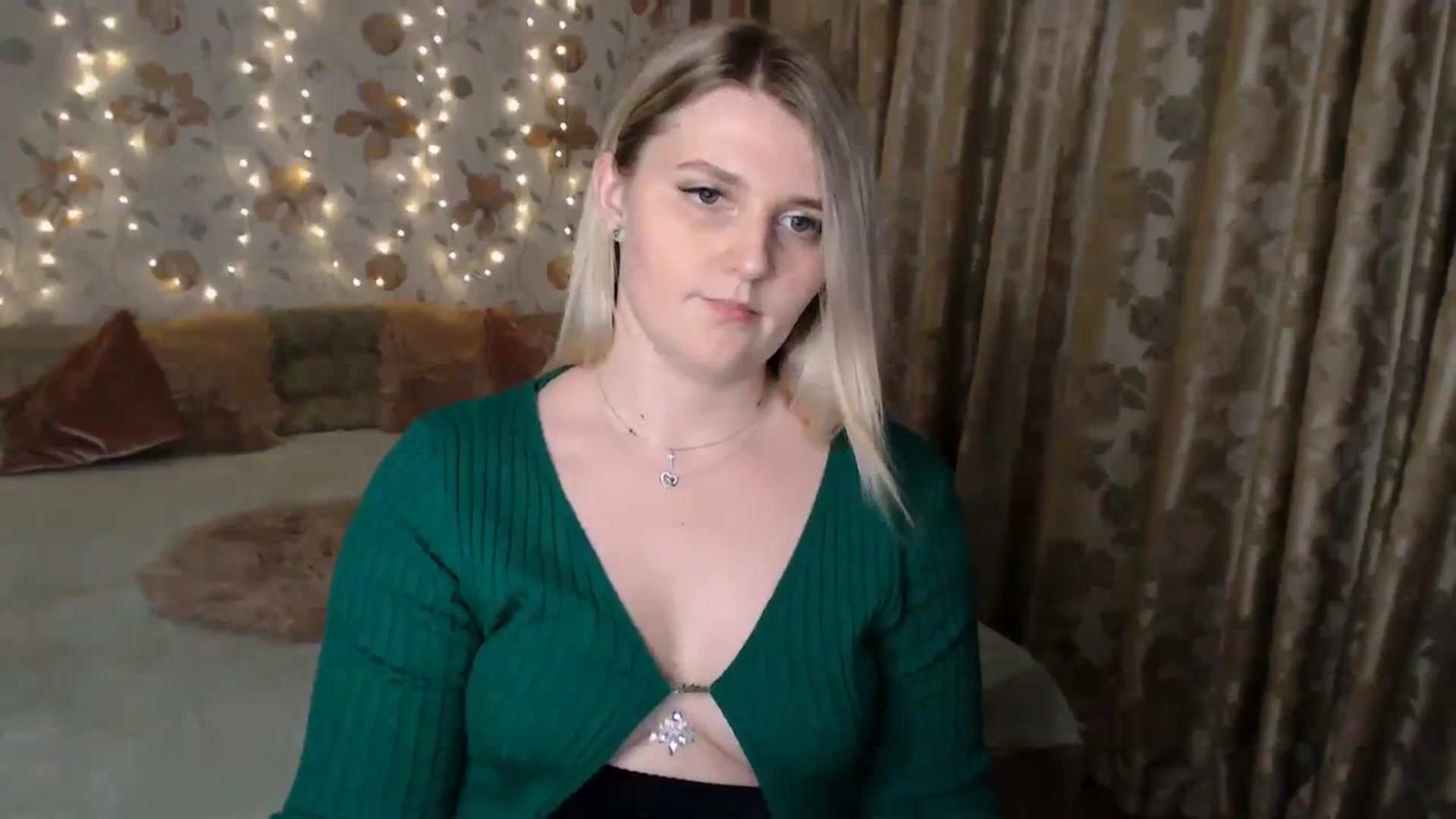 Gallery image thumbnail from Nice_Ass007's myfreecams stream on, 07/28/2023, 23:44 image 7 of 20