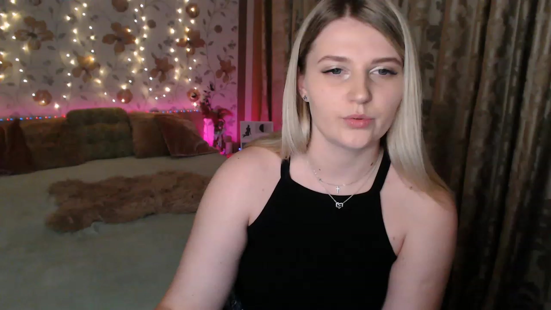 Gallery image thumbnail from Nice_Ass007's myfreecams stream on, 08/02/2023, 23:23 image 9 of 20