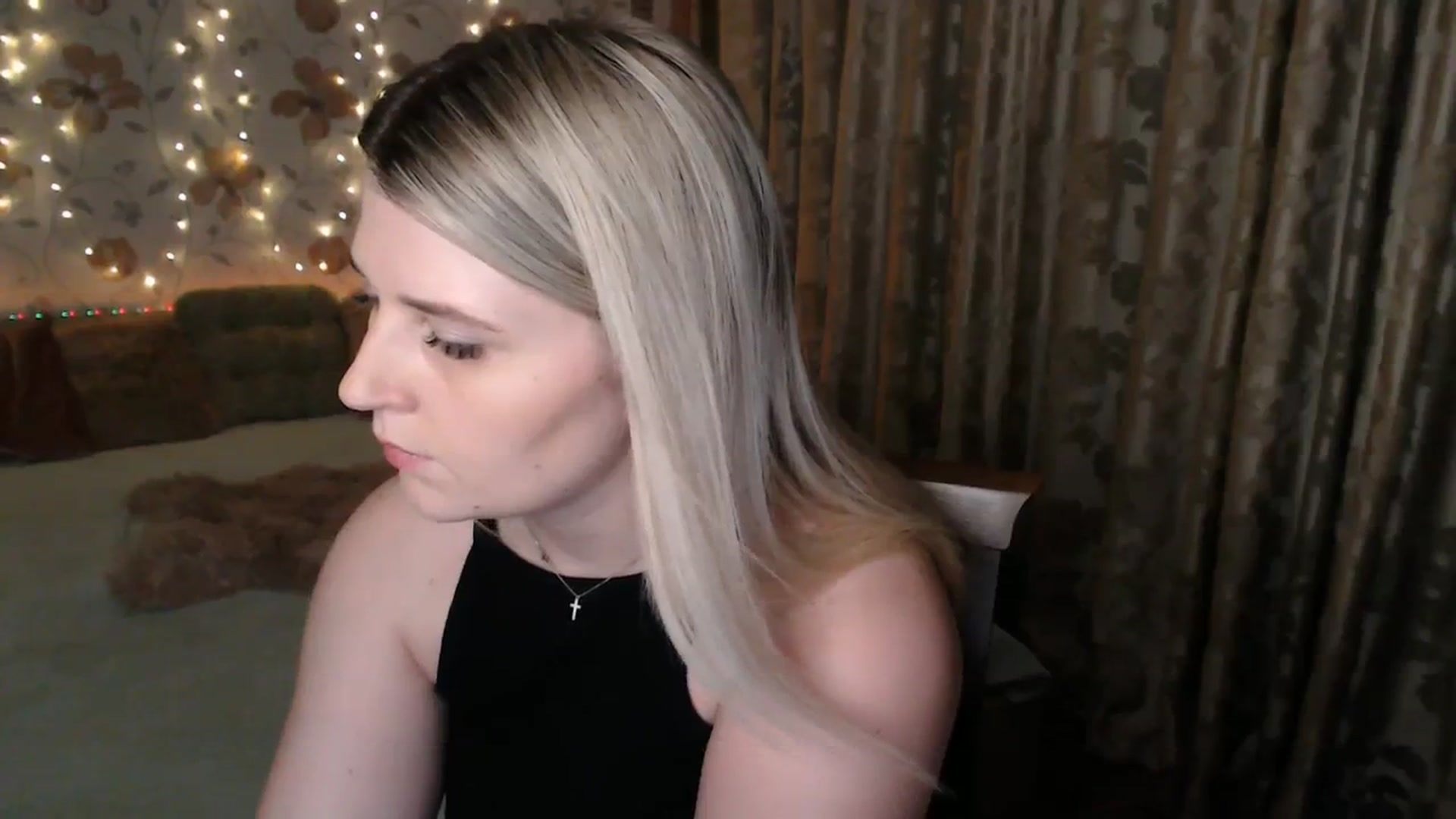 Gallery image thumbnail from Nice_Ass007's myfreecams stream on, 08/03/2023, 01:47 image 14 of 20