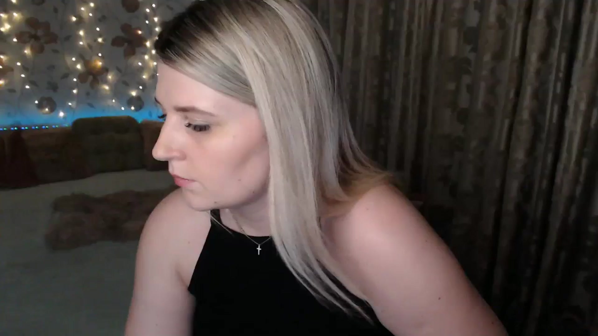 Gallery image thumbnail from Nice_Ass007's myfreecams stream on, 08/03/2023, 01:47 image 13 of 20