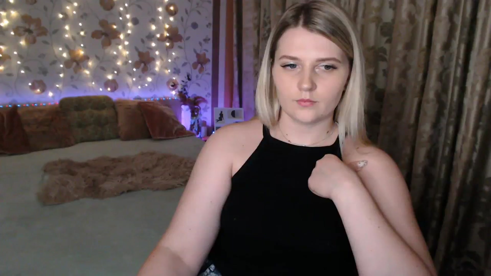 Gallery image thumbnail from Nice_Ass007's myfreecams stream on, 08/03/2023, 01:47 image 9 of 20