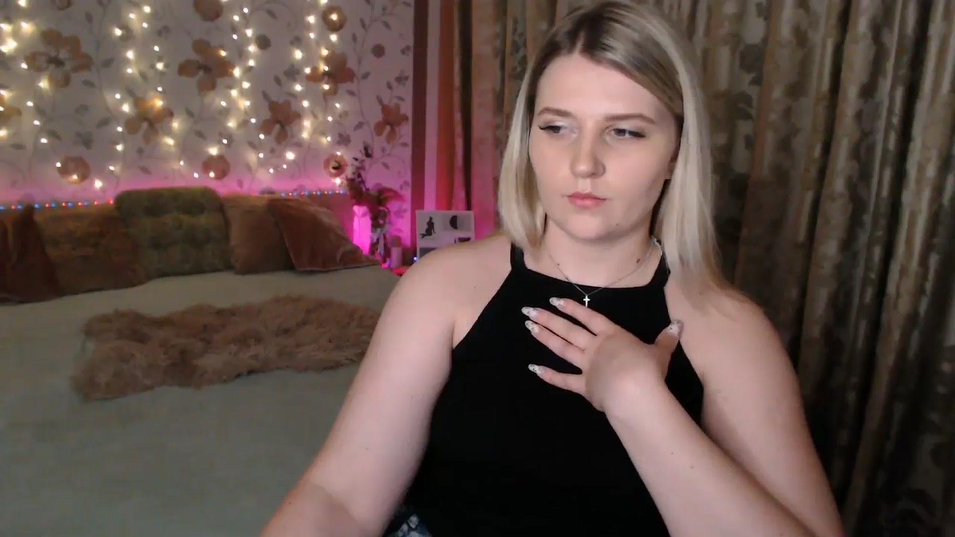 Gallery image thumbnail from Nice_Ass007's myfreecams stream on, 08/03/2023, 01:47 image 12 of 20