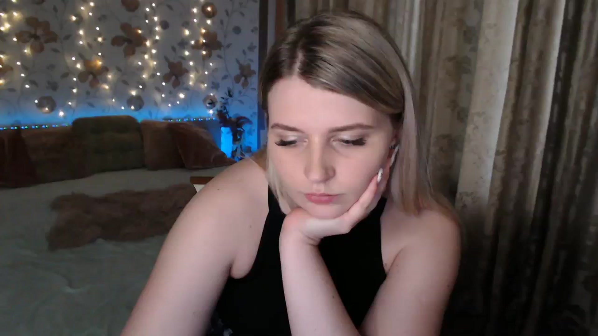 Gallery image thumbnail from Nice_Ass007's myfreecams stream on, 08/03/2023, 04:57 image 1 of 20