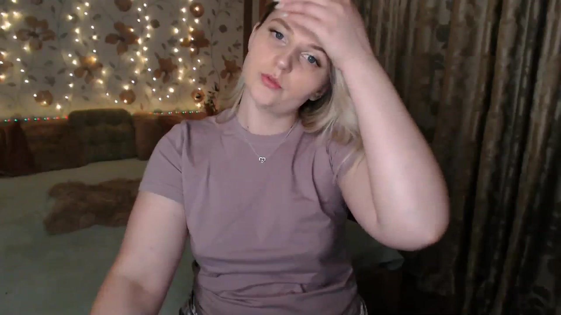 Gallery image thumbnail from Nice_Ass007's myfreecams stream on, 08/03/2023, 21:41 image 16 of 20