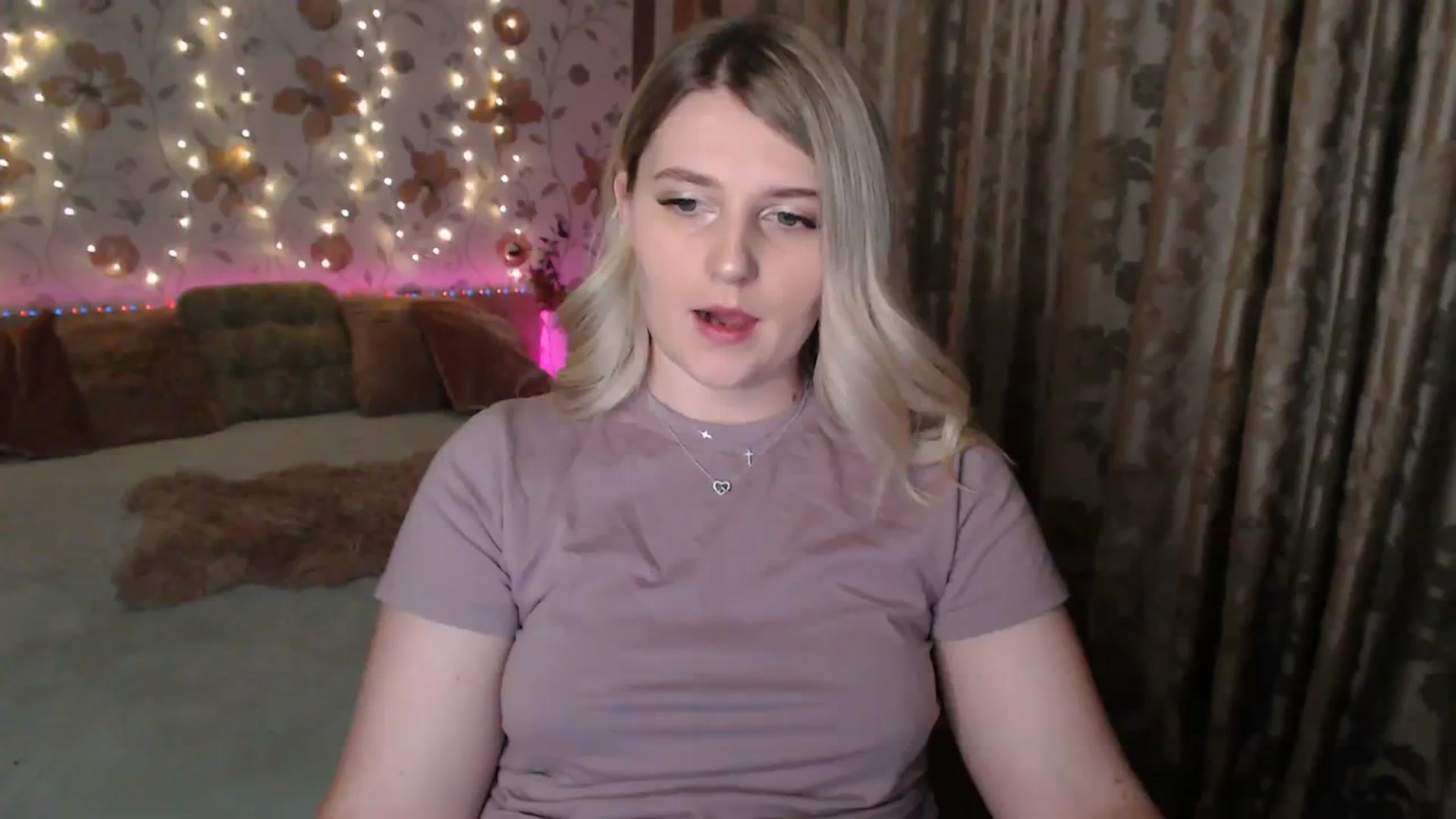 Gallery image thumbnail from Nice_Ass007's myfreecams stream on, 08/03/2023, 21:41 image 11 of 20