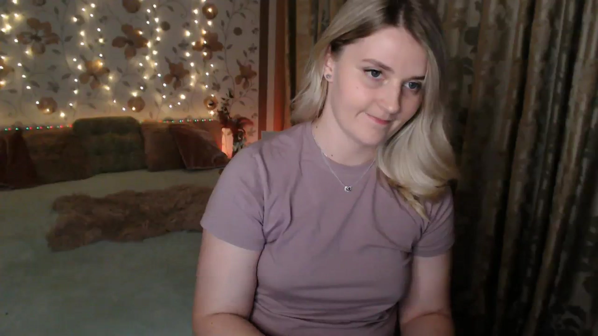 Gallery image thumbnail from Nice_Ass007's myfreecams stream on, 08/03/2023, 21:41 image 17 of 20